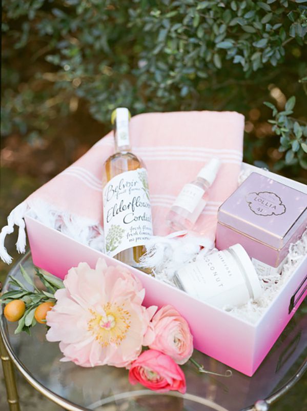 What to Include in Bachelorette Gift Bag 