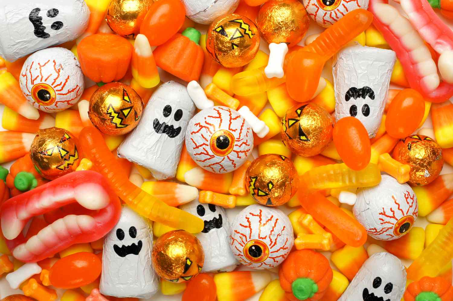 Use Up Your Leftover Halloween Candy in These Sweet and Spooky Recipes | Martha Stewart