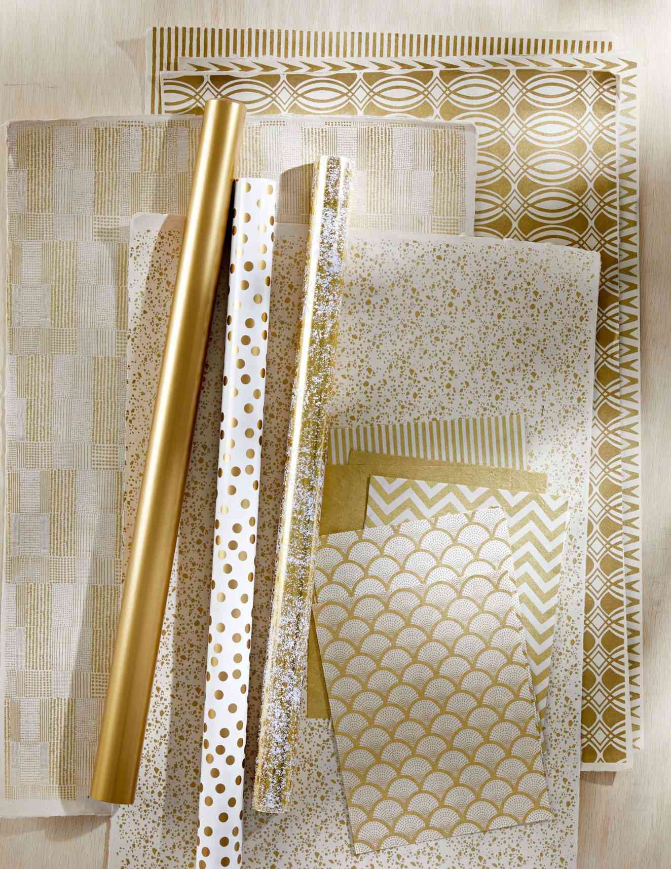 Twin Pack Gold & Silver Crepe Paper Christmas Gift Wrap