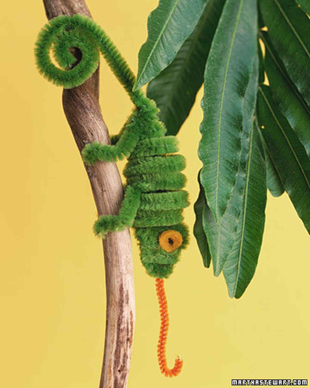 Chameleon Pipe Cleaner Creature | Martha Stewart