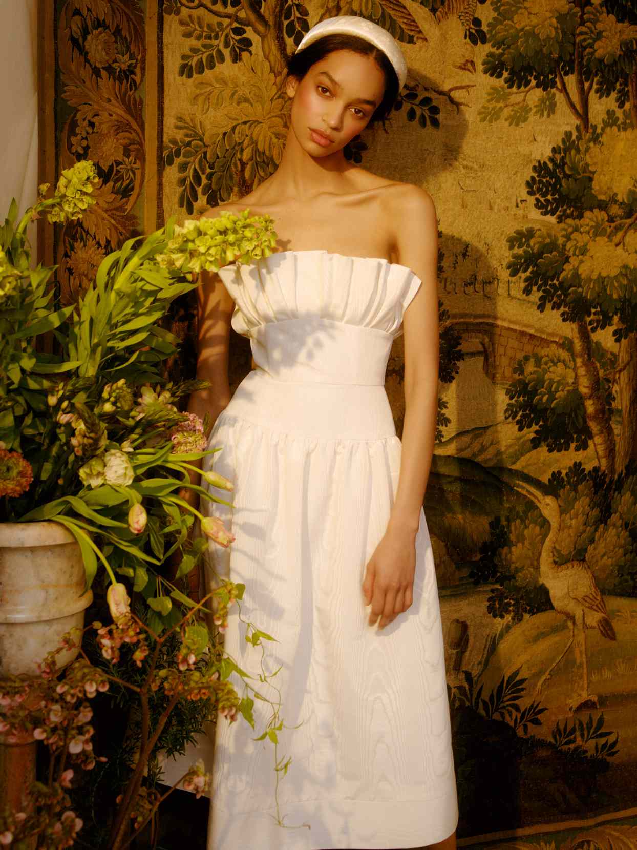 Wedding Dresses V-Neck Bridal Gowns Simple A-line Tea Length Wedding Dress Bride Short