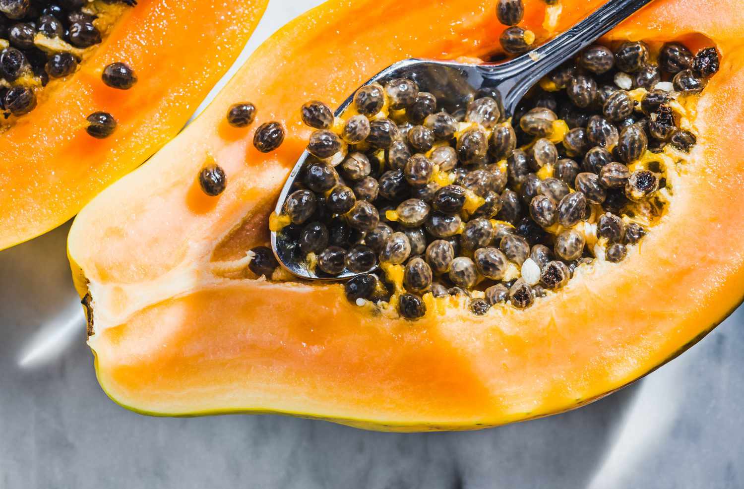 How to Select a Ripe Papaya and the Best Ways to Enjoy the Fruit | Martha  Stewart