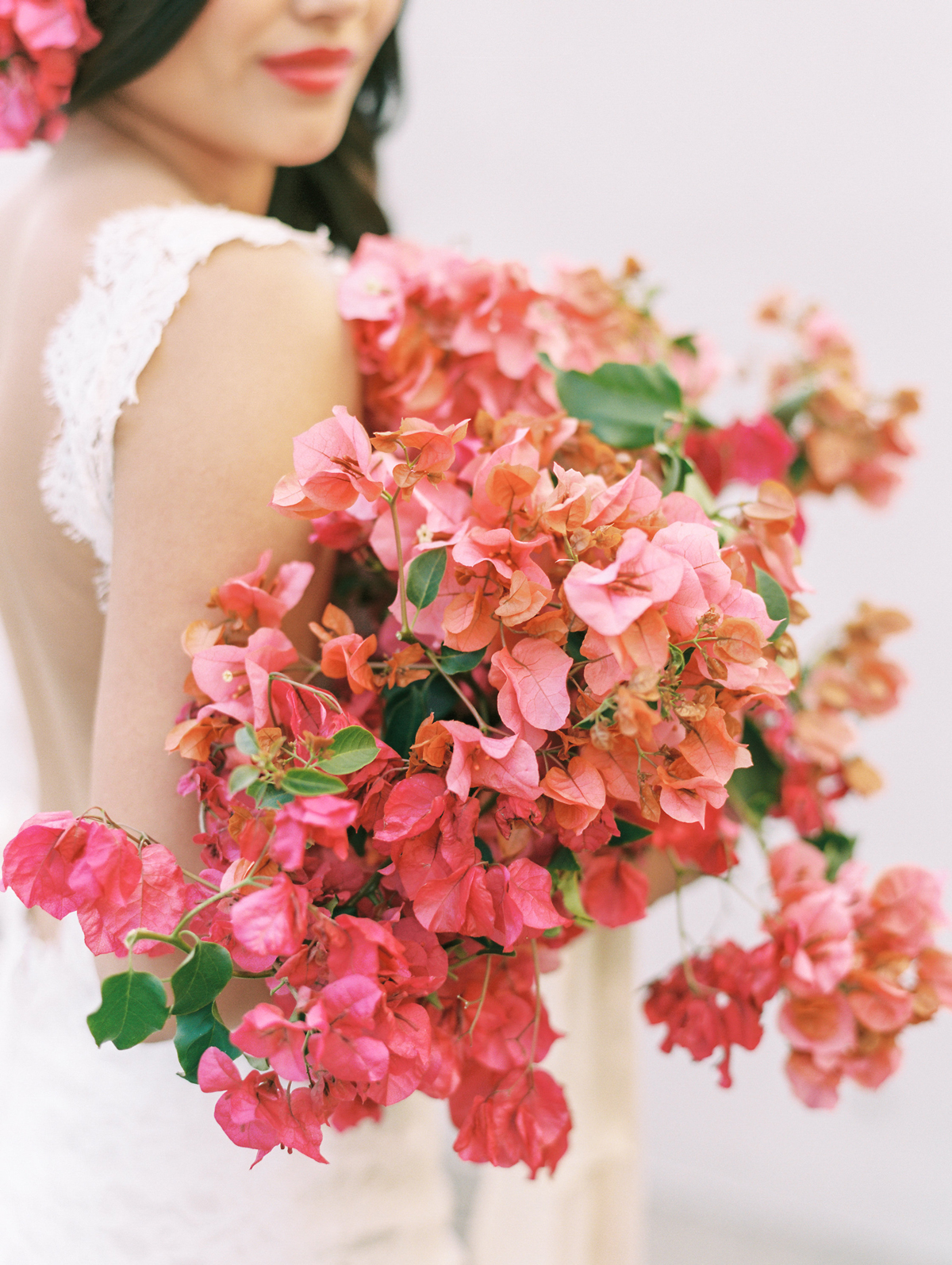A Comprehensive Guide to Wedding Bouquet Shapes | Martha ...