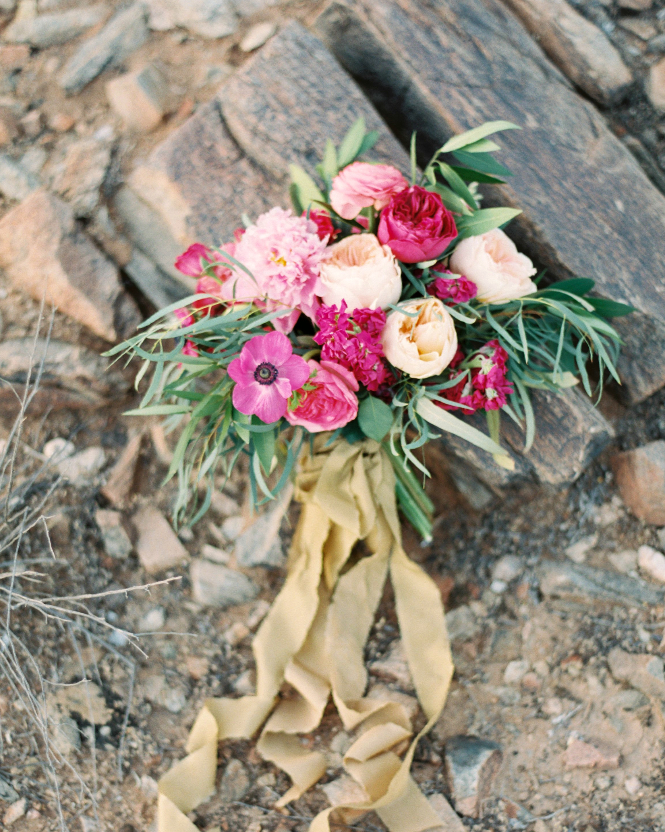 41 Stunning Ranunculus Wedding Bouquets Martha Stewart