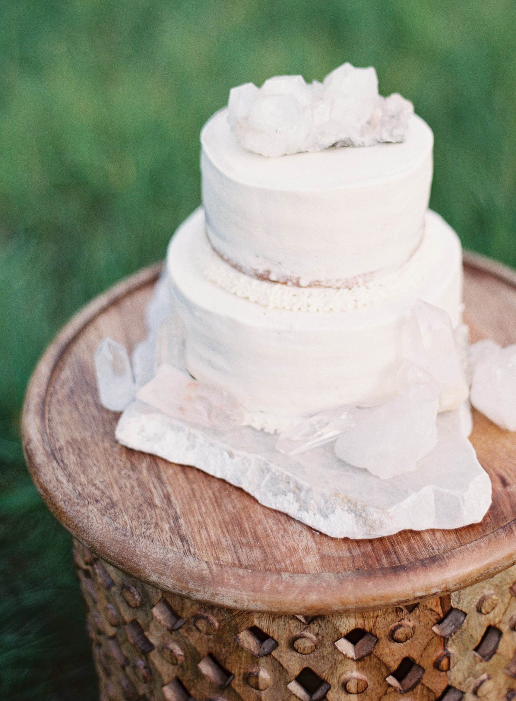25 Vanilla Wedding Cakes That Are Anything But Boring | Martha Stewart ...