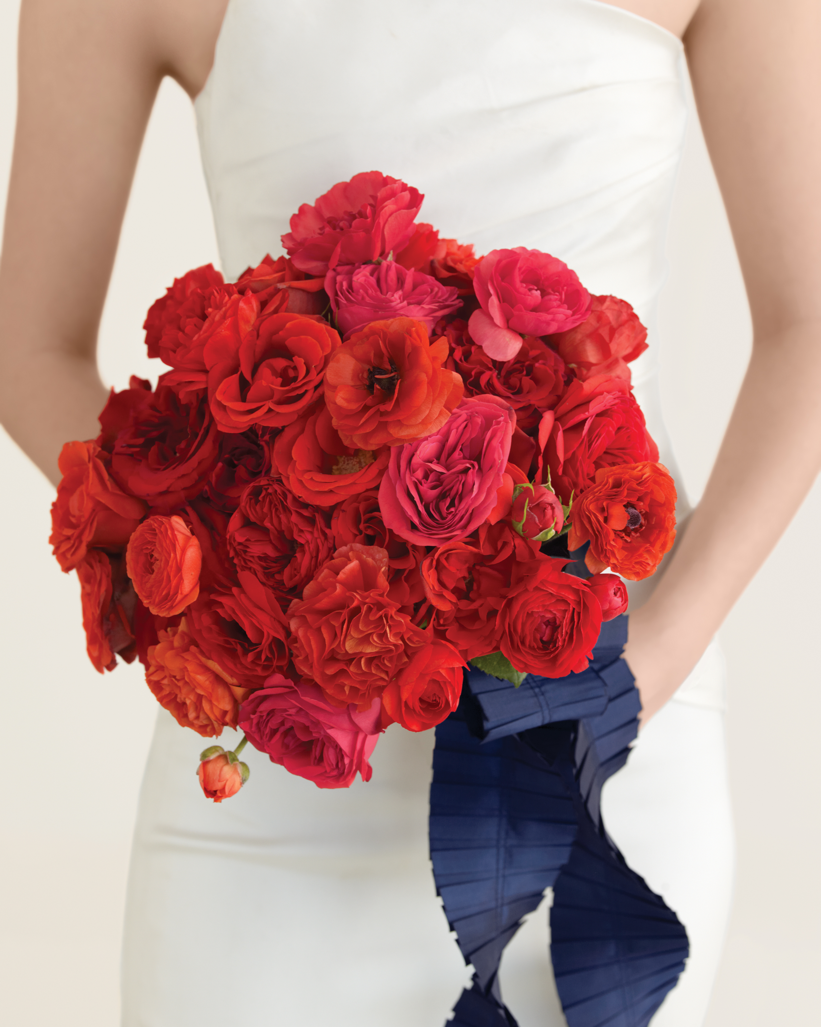 34 Romantic Red Wedding Bouquets Martha Stewart Weddings 8867