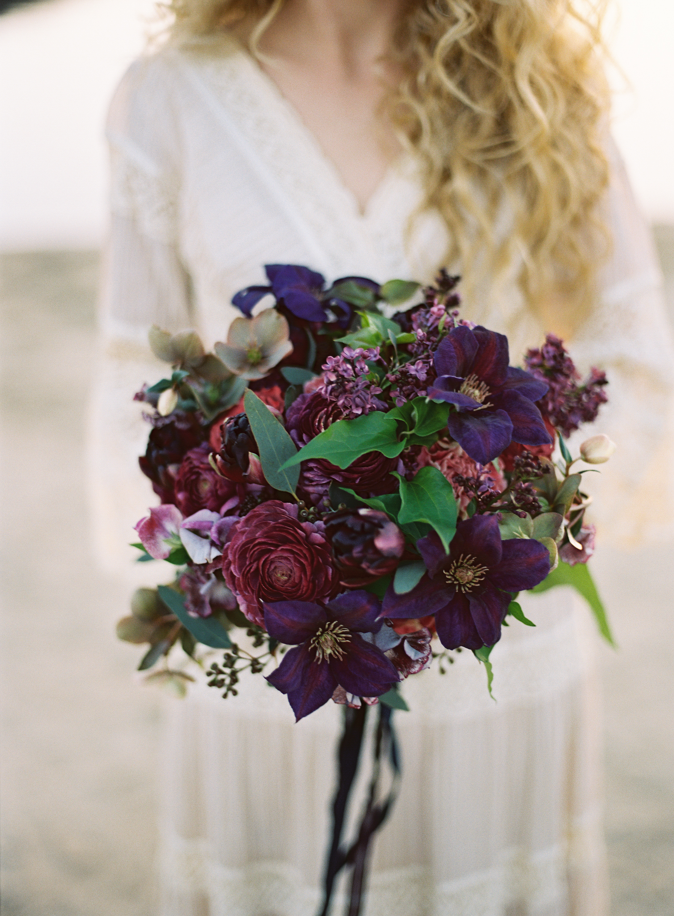 25 Beautiful Purple Wedding Bouquets We Love | Martha Stewart Weddings