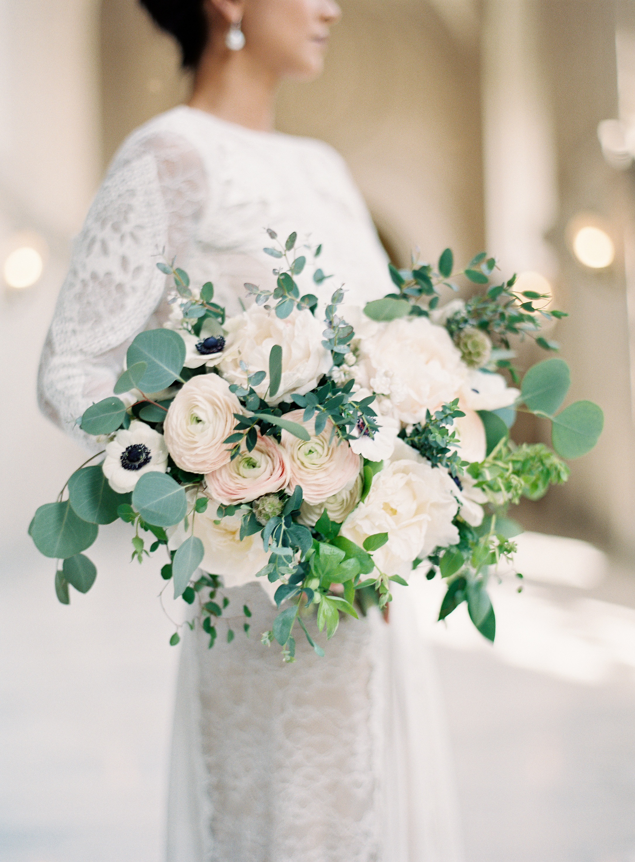 41 Stunning Ranunculus Wedding Bouquets | Martha Stewart ...