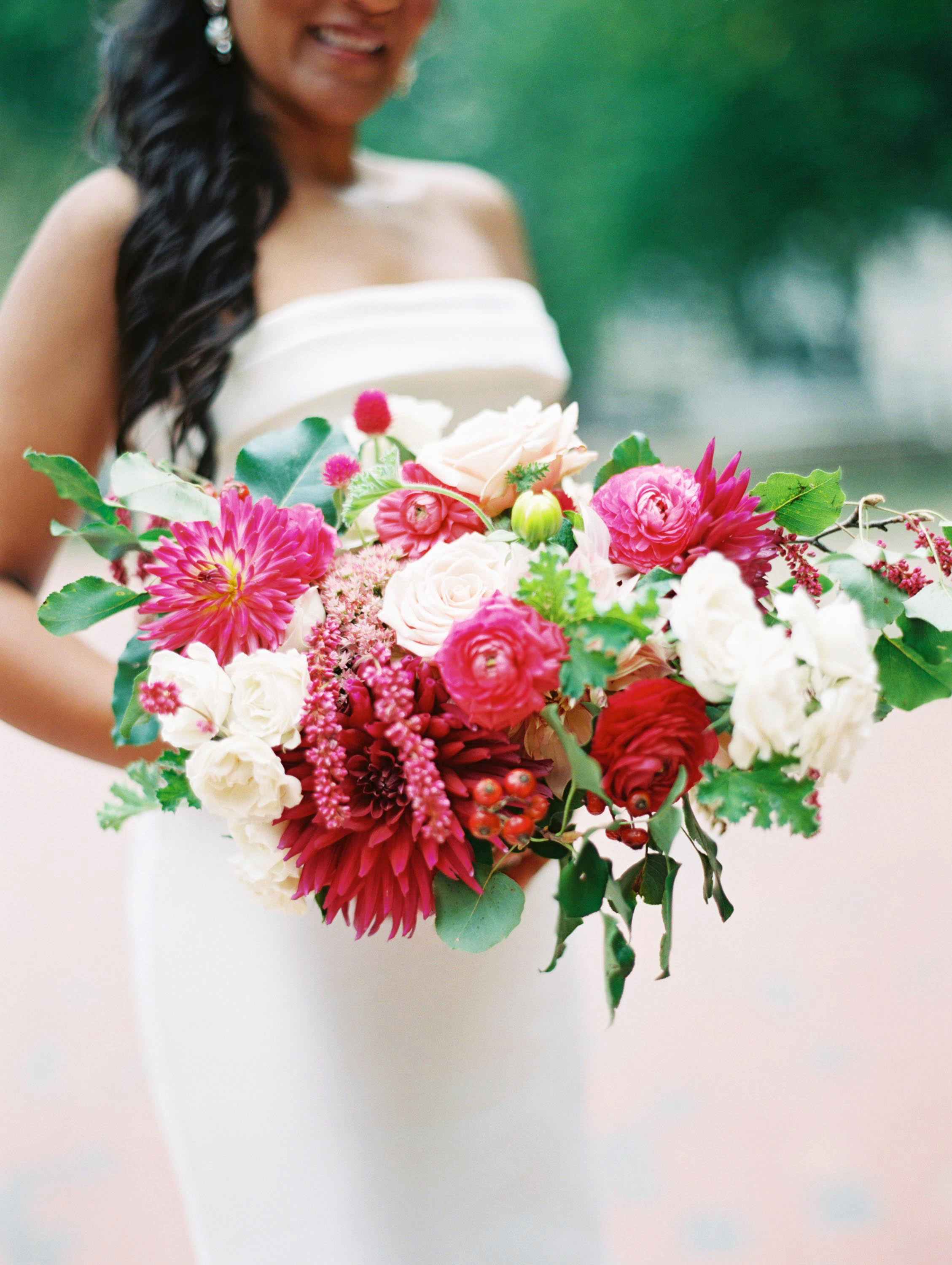 52 Gorgeous Fall Wedding Bouquets Martha Stewart Weddings 3644