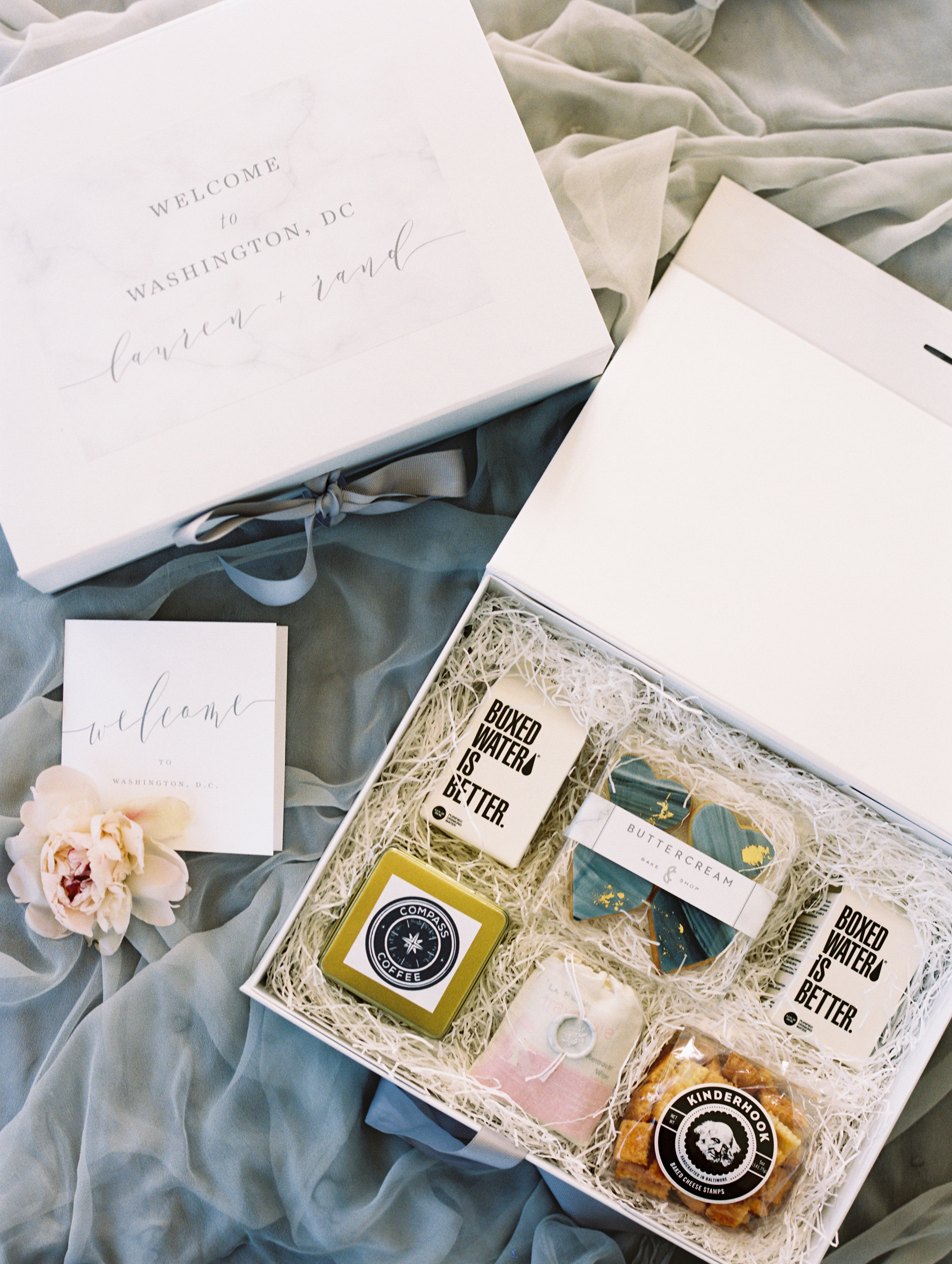 46 Welcome Bags From Real Weddings Martha Stewart Weddings