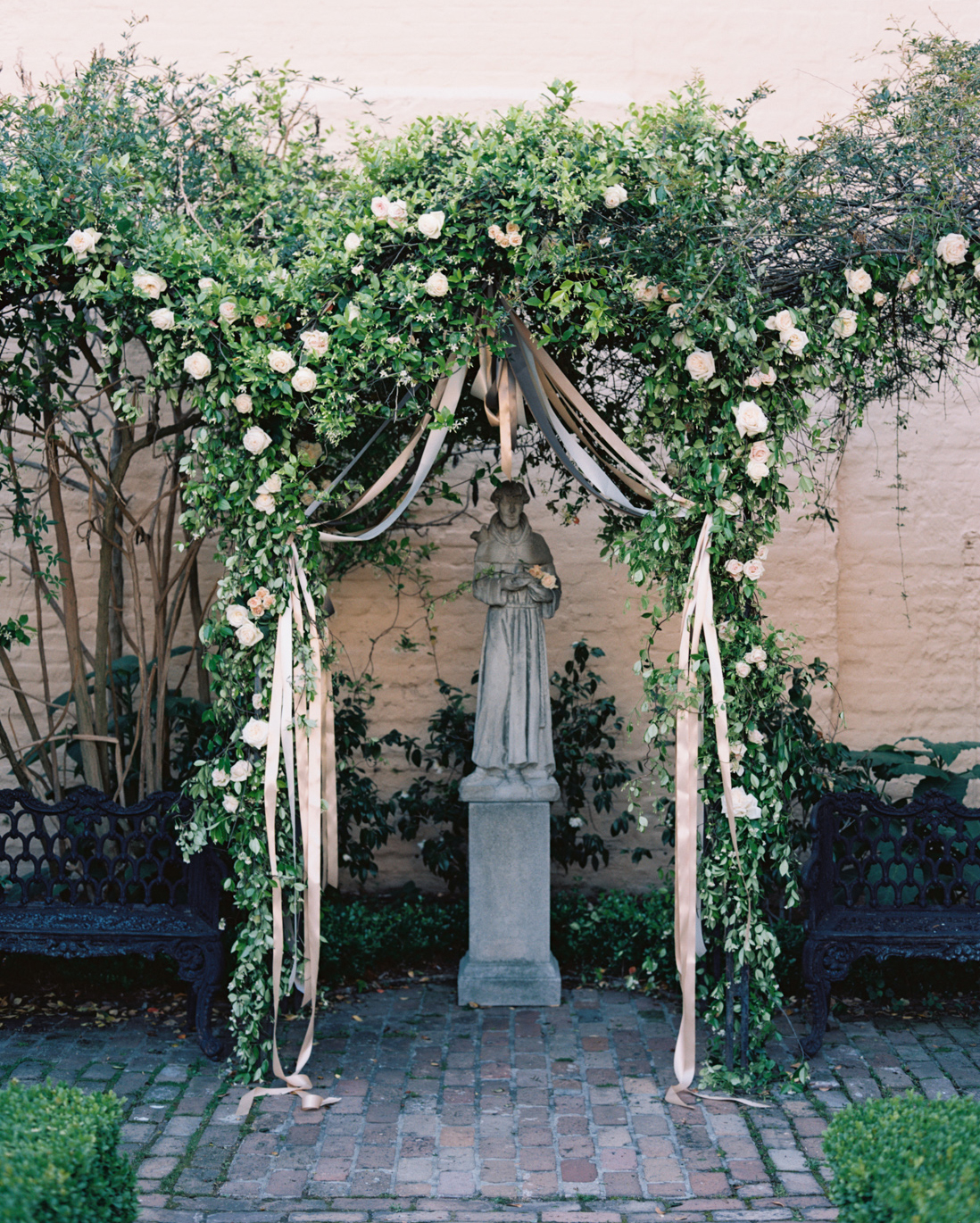 59 Wedding Arches That Will Instantly Upgrade Your Ceremony | Martha ...