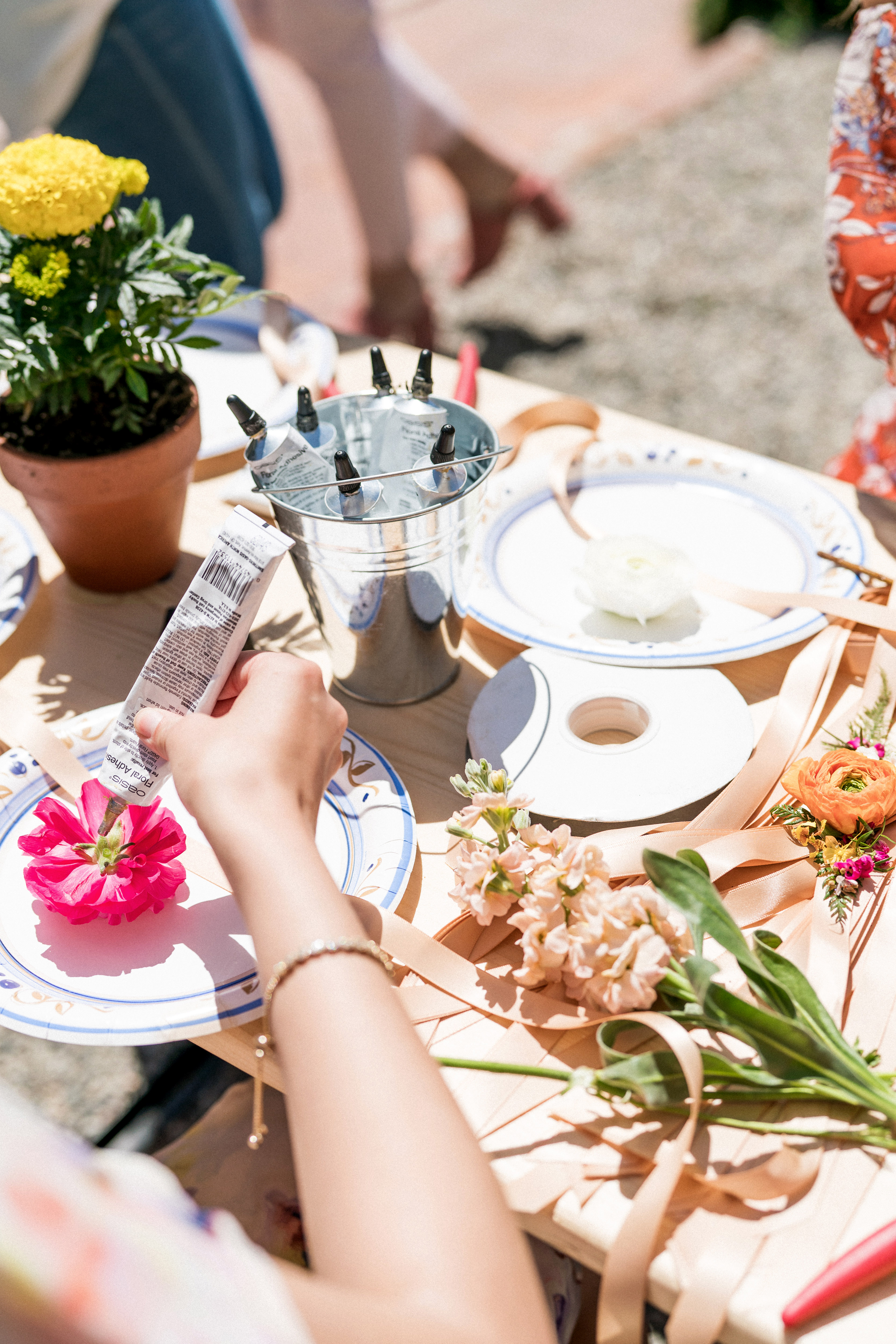 Your Ultimate Bridal Shower Checklist For Celebrating The Bride To Be Martha Stewart Weddings