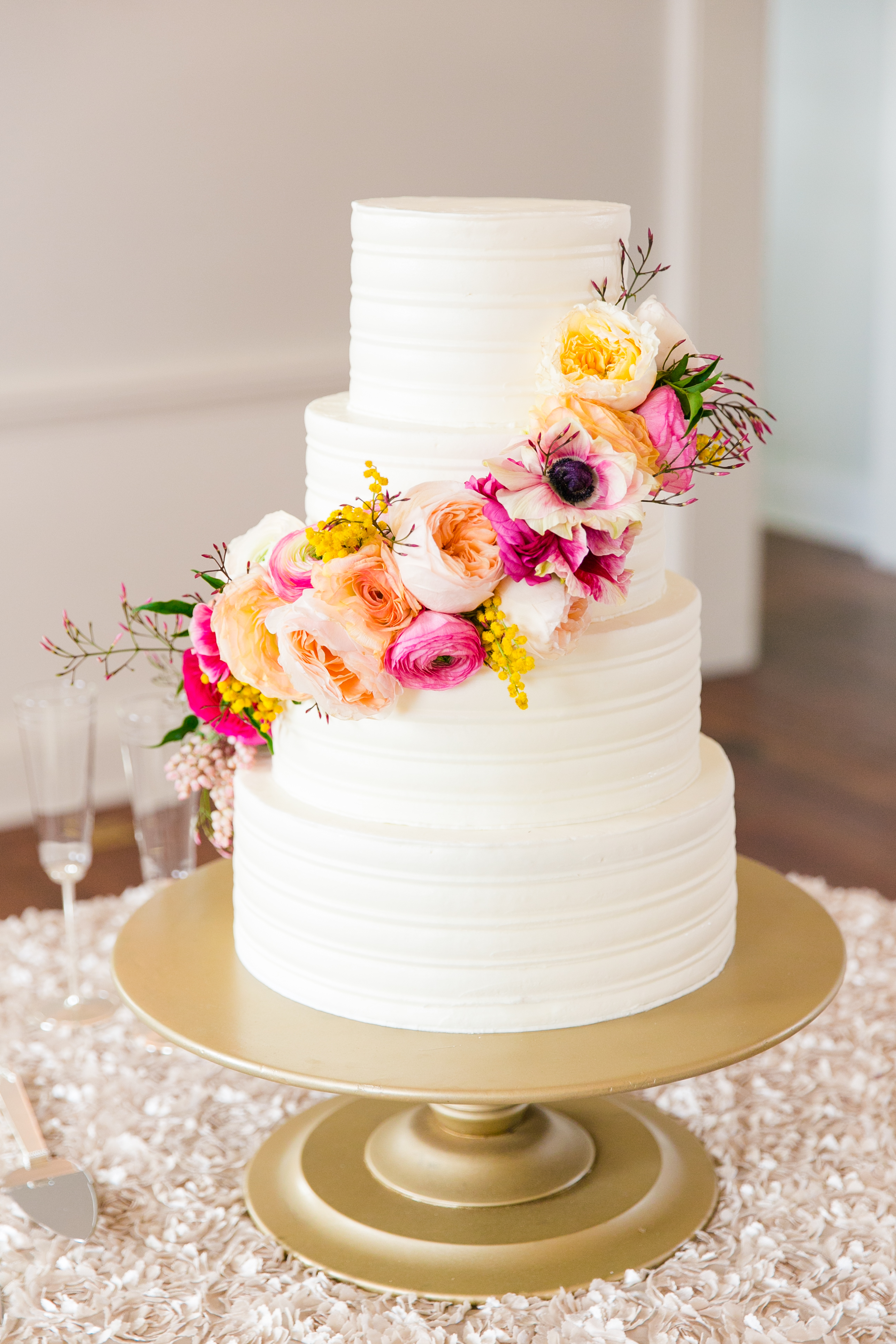 Spring Wedding Cakes That Are Almost Too Pretty to Eat ...