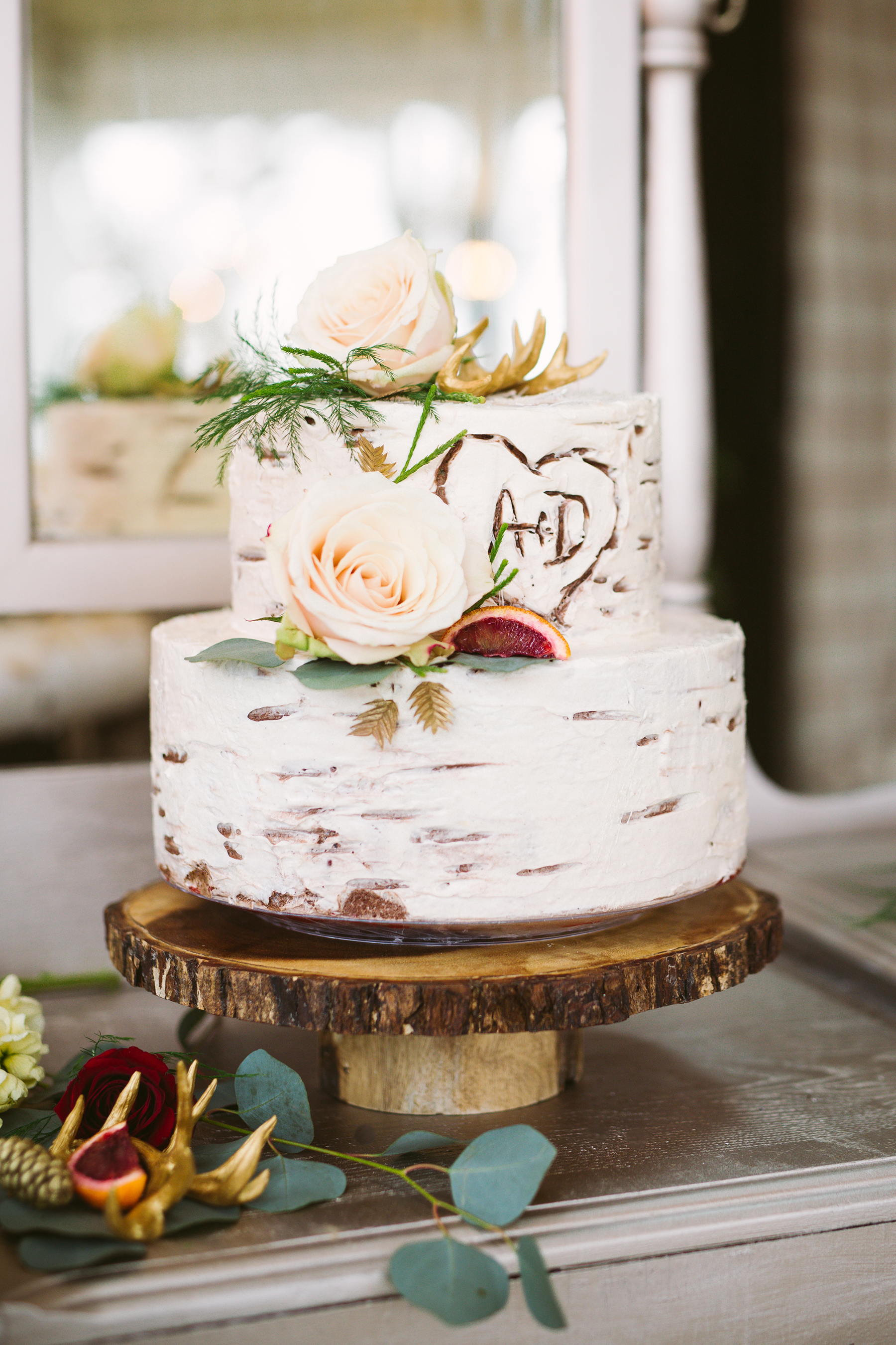 Small Wedding Cakes With A Big Presence Martha Stewart Weddings