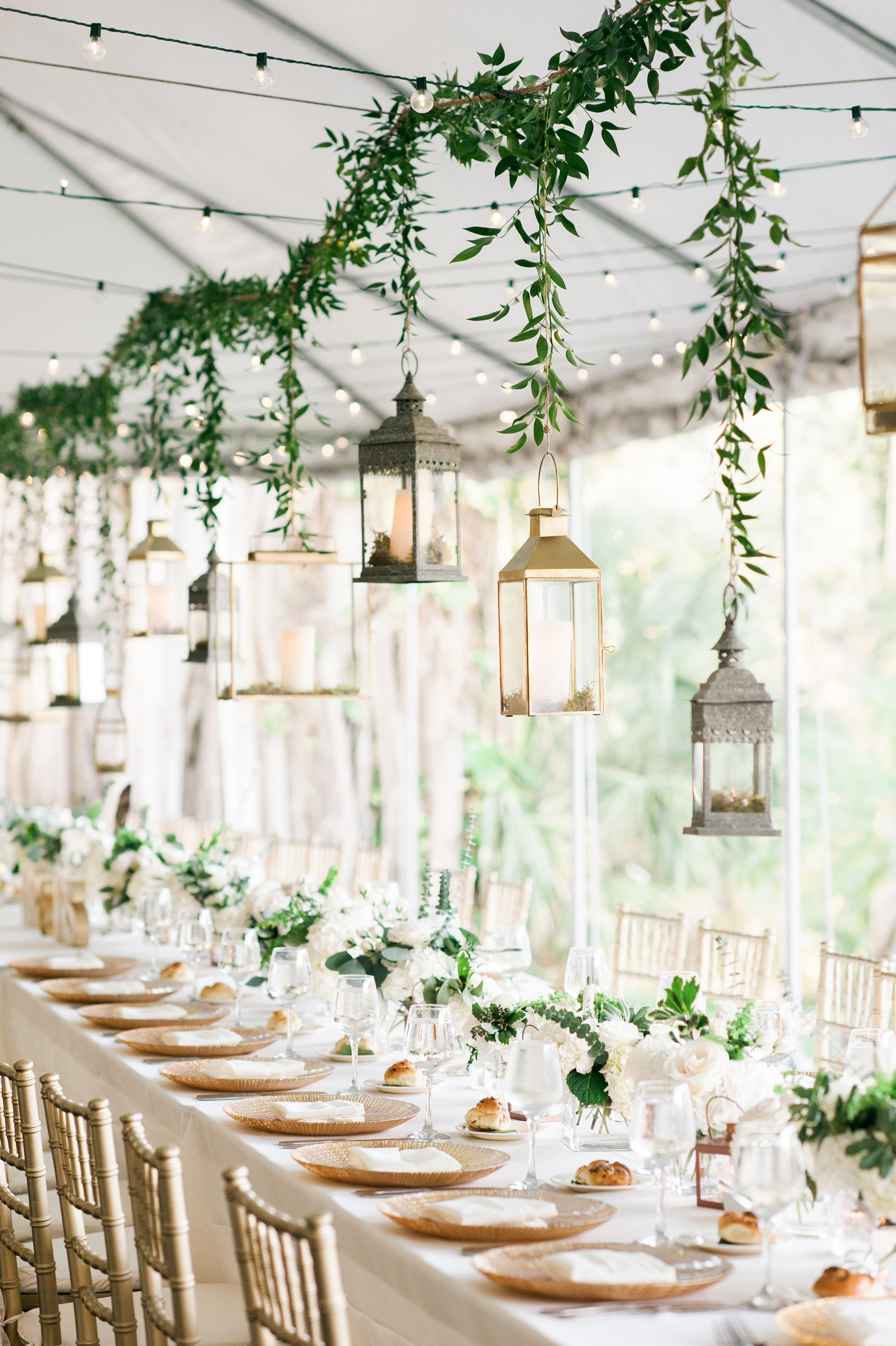 28 Tent Decorating Ideas That Will Upgrade Your Wedding ...