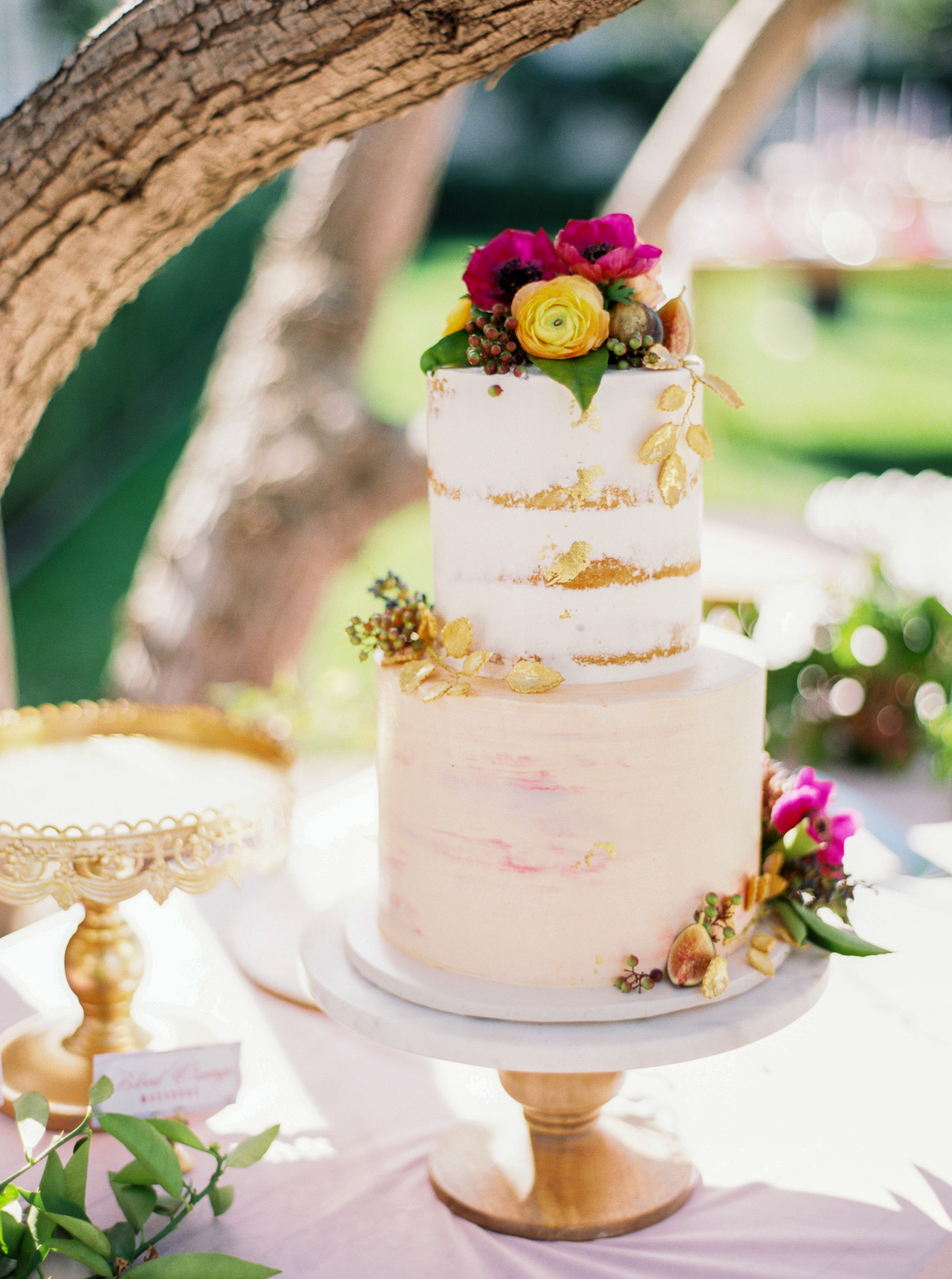 Fall Wedding Cakes | Martha Stewart Weddings
