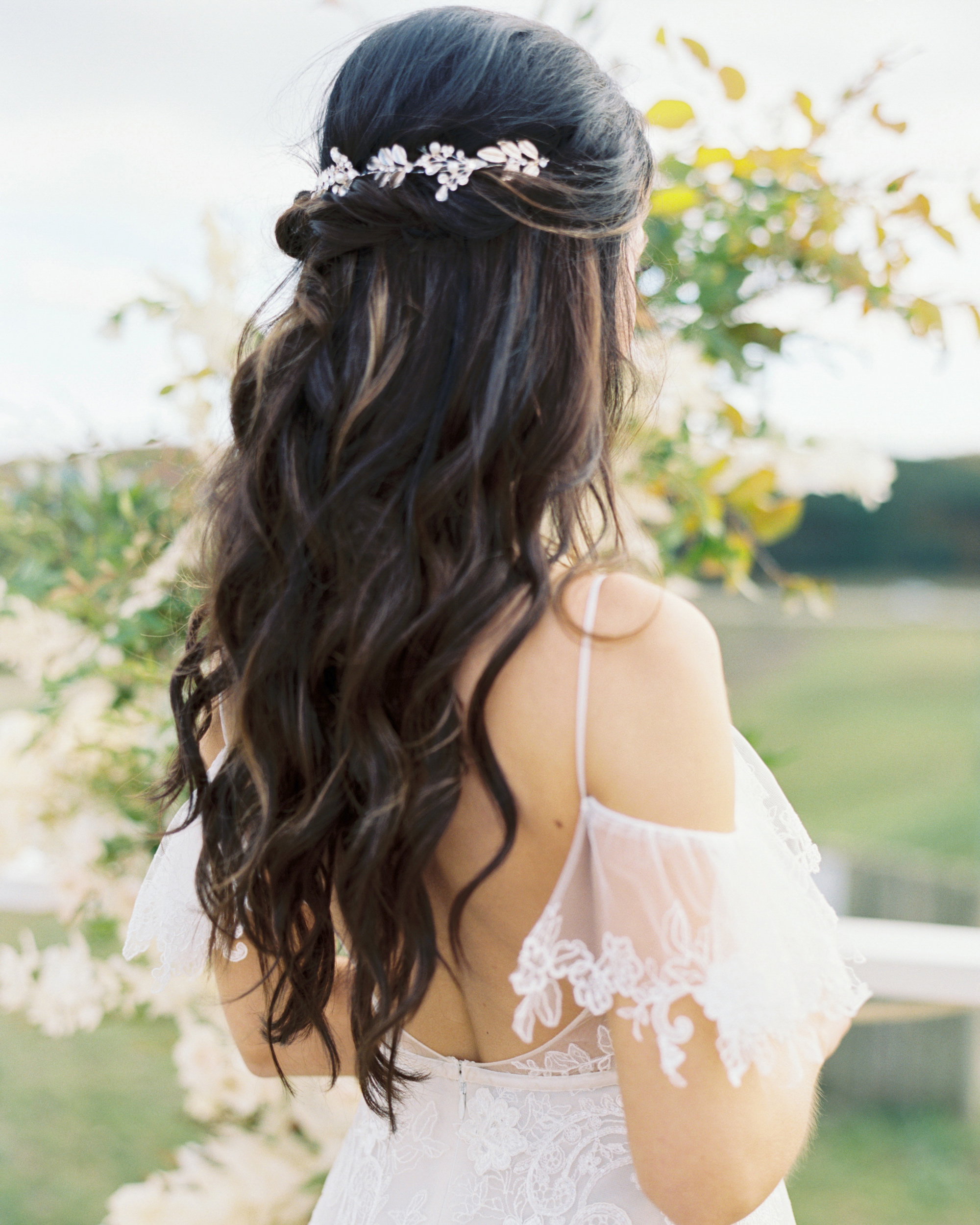 bridal half up half down hairstyles