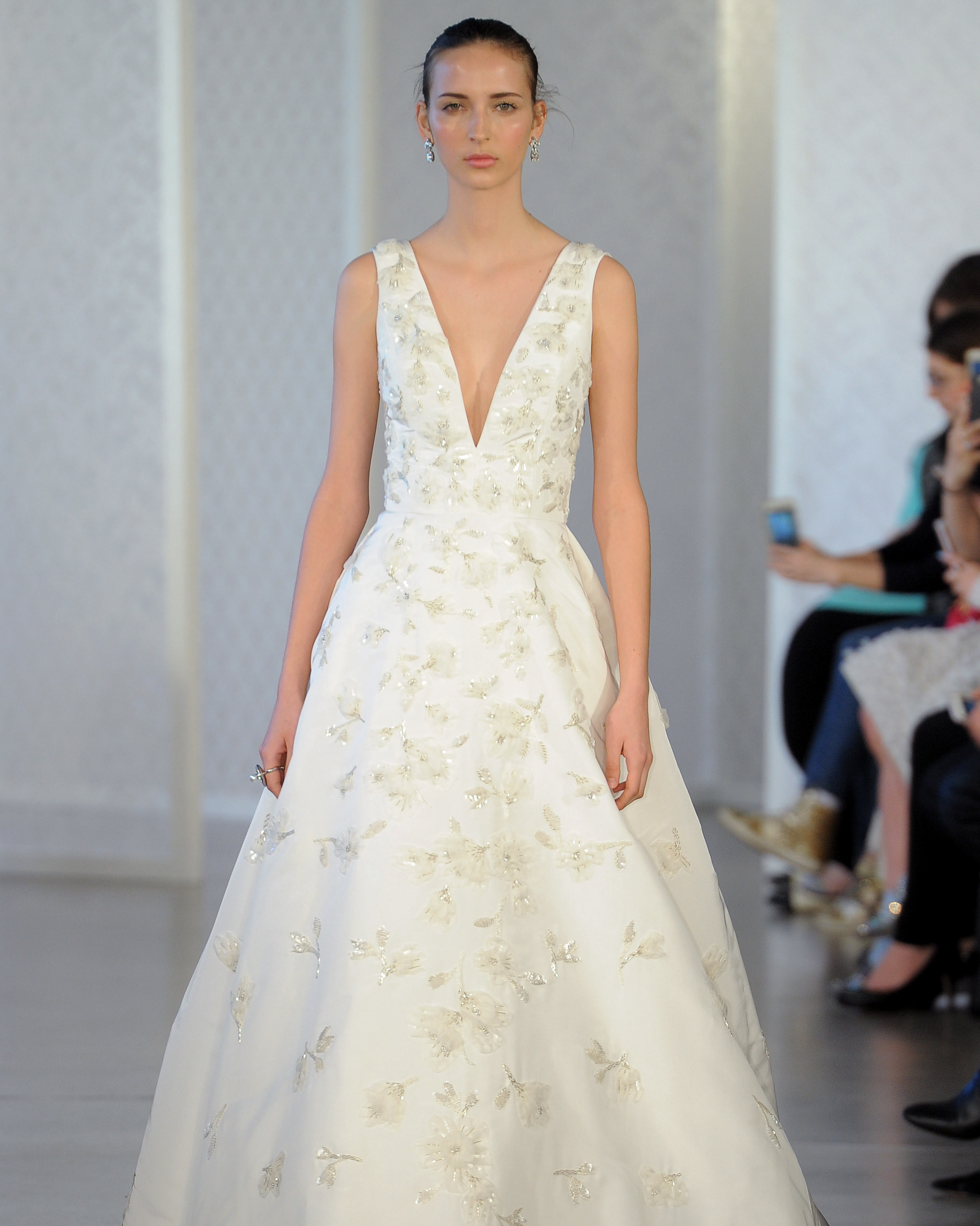 The 9 Best Wedding Dress Trends from Bridal Fashion Week | Martha ...