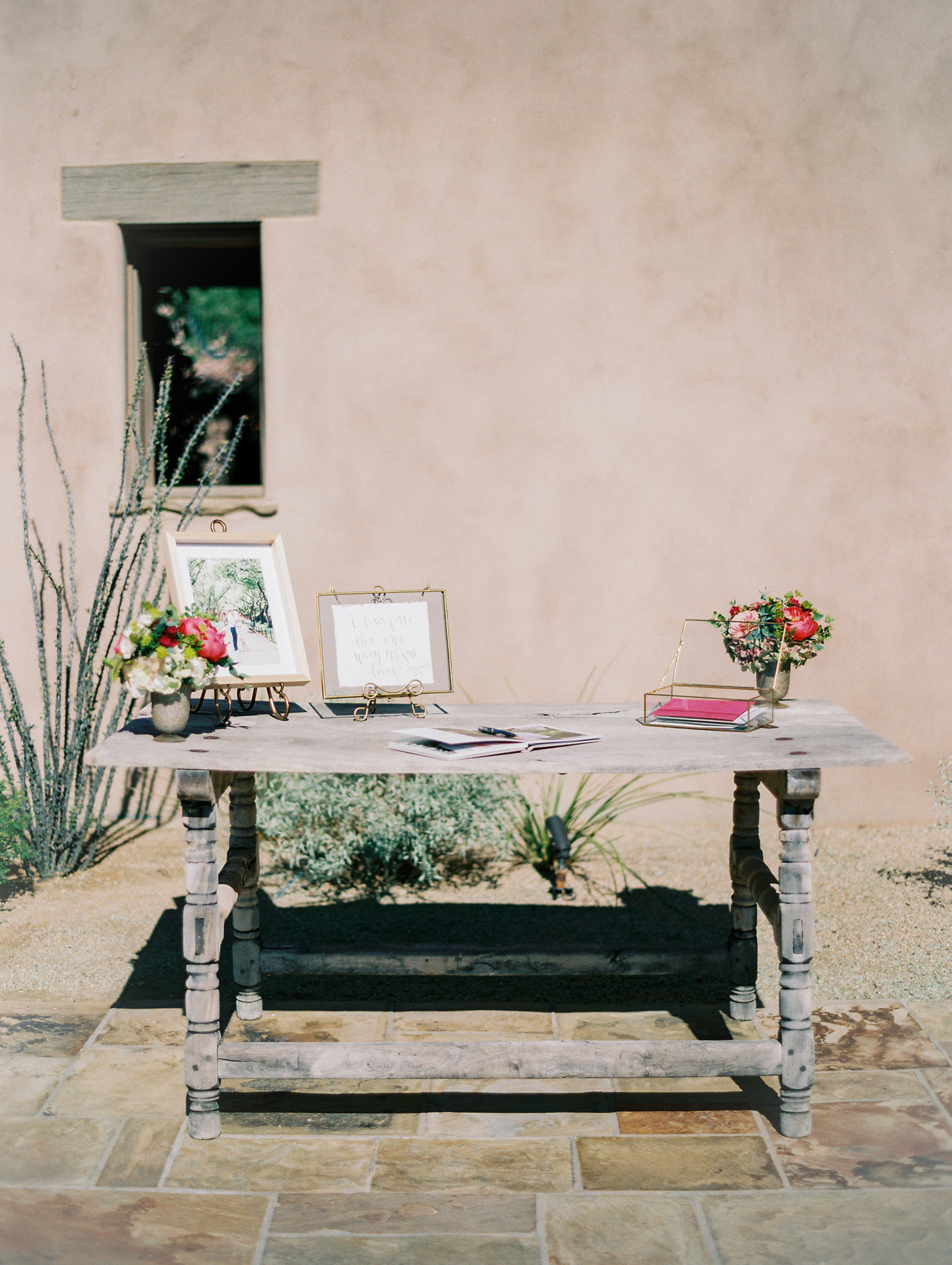 21 Ways to Set Up a Card or Gift Table at Your Wedding | Martha Stewart