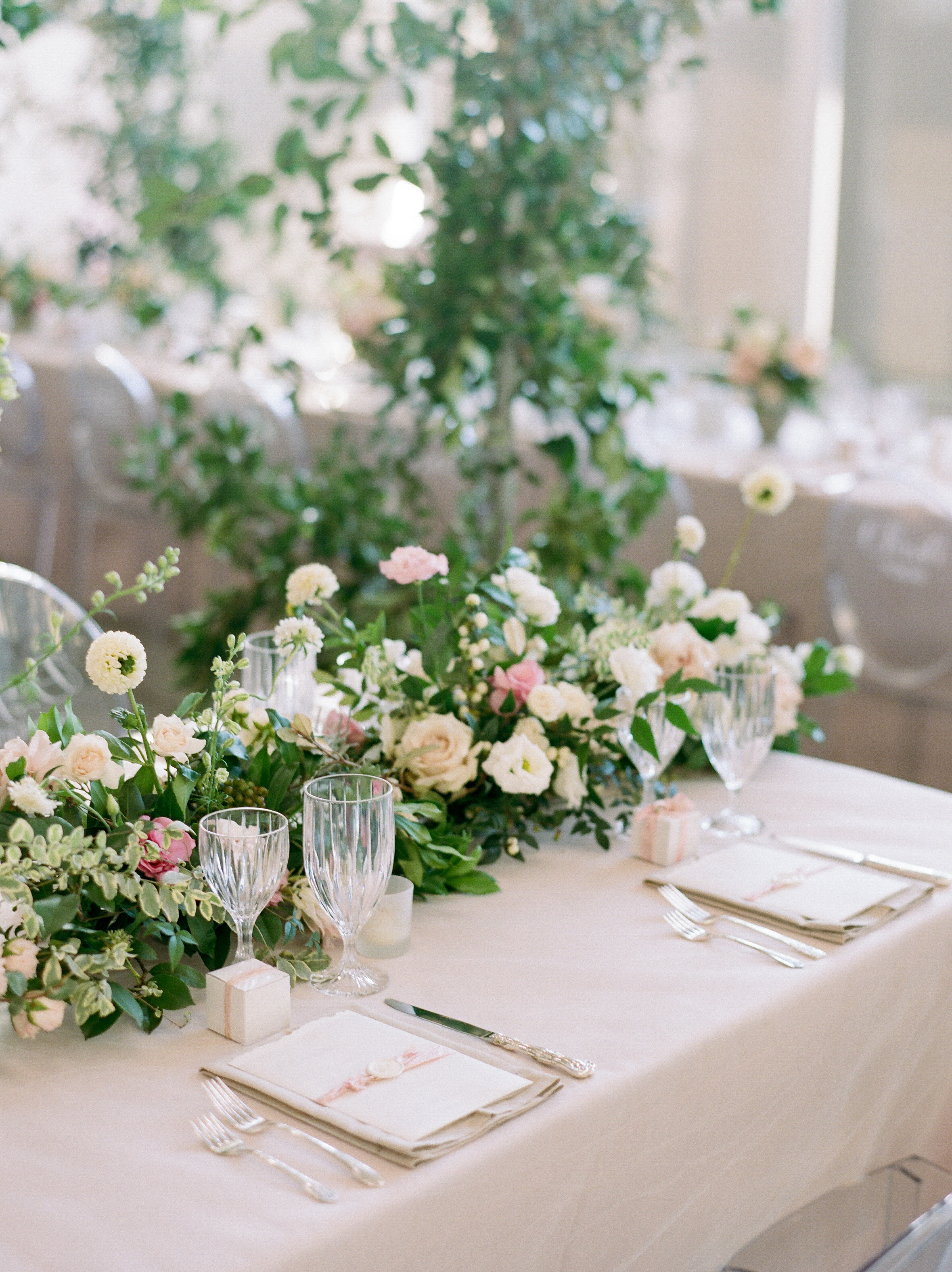 40 of Our Favorite Floral Wedding Centerpieces | Martha Stewart Weddings