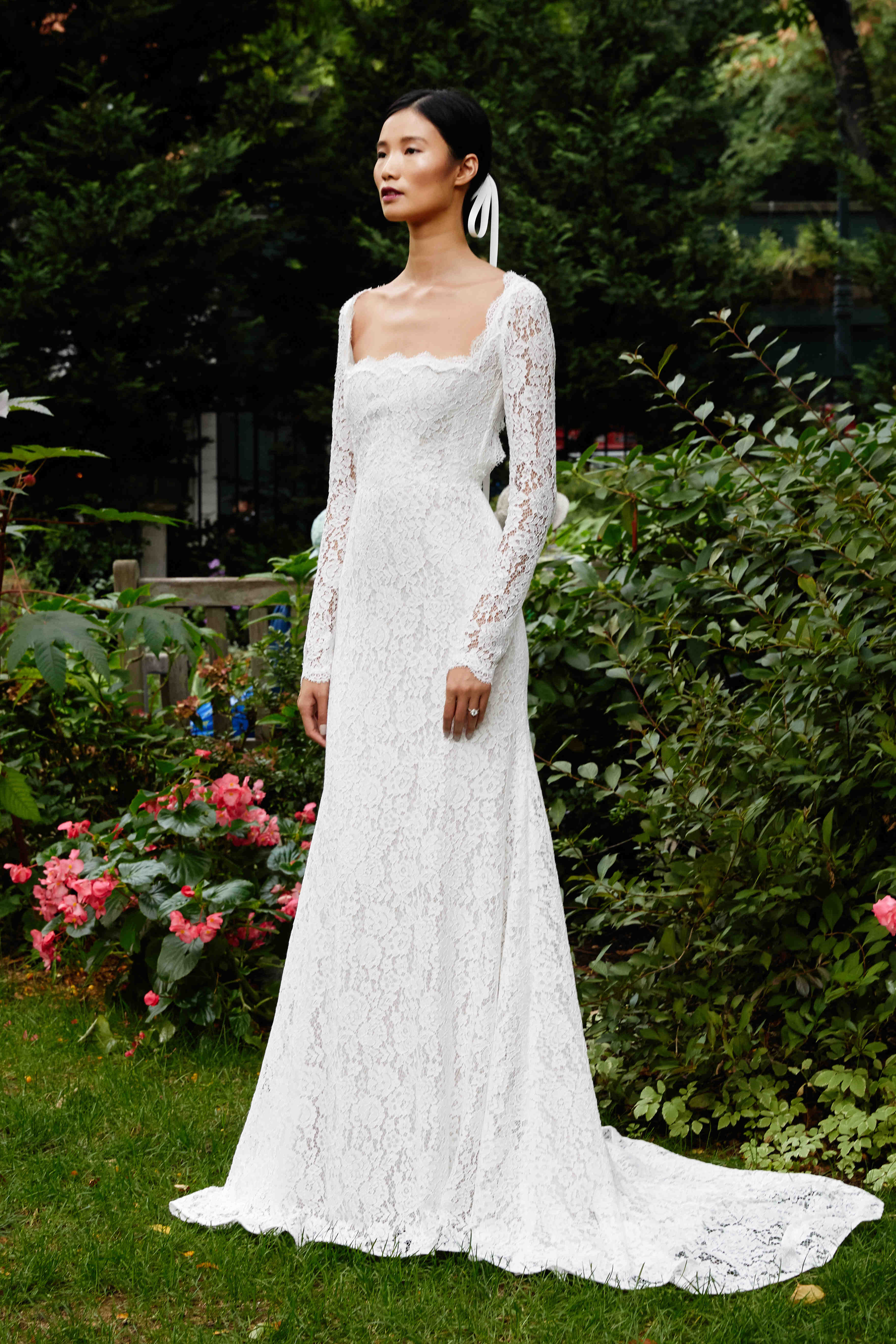 Simple Wedding Dresses That Are Just Plain Chic | Martha Stewart Weddings