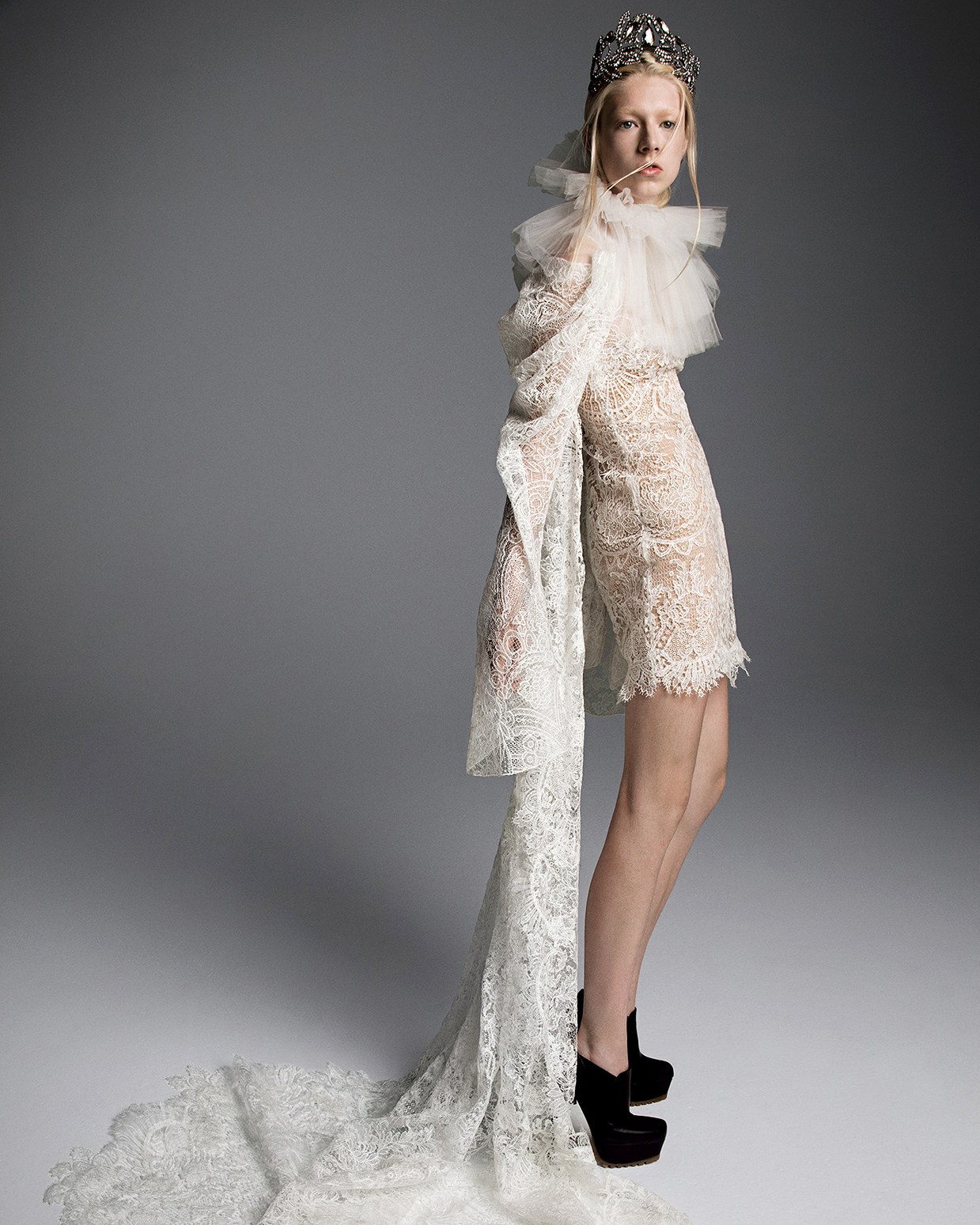 Vera Wang Fall 2019 Wedding Dress Collection | Martha Stewart Weddings