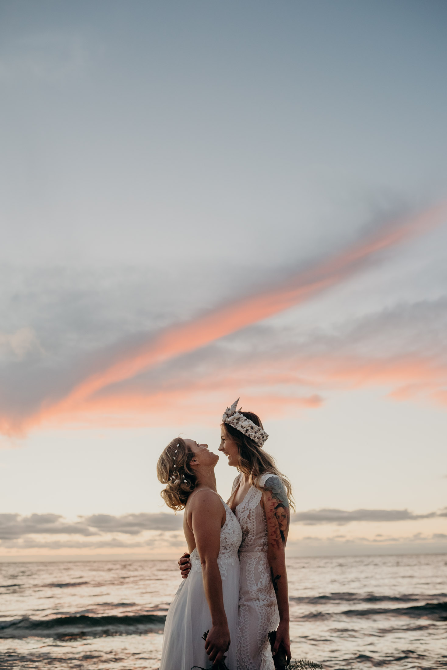  Sunset Wedding  Photos That Will Convince You to Take 