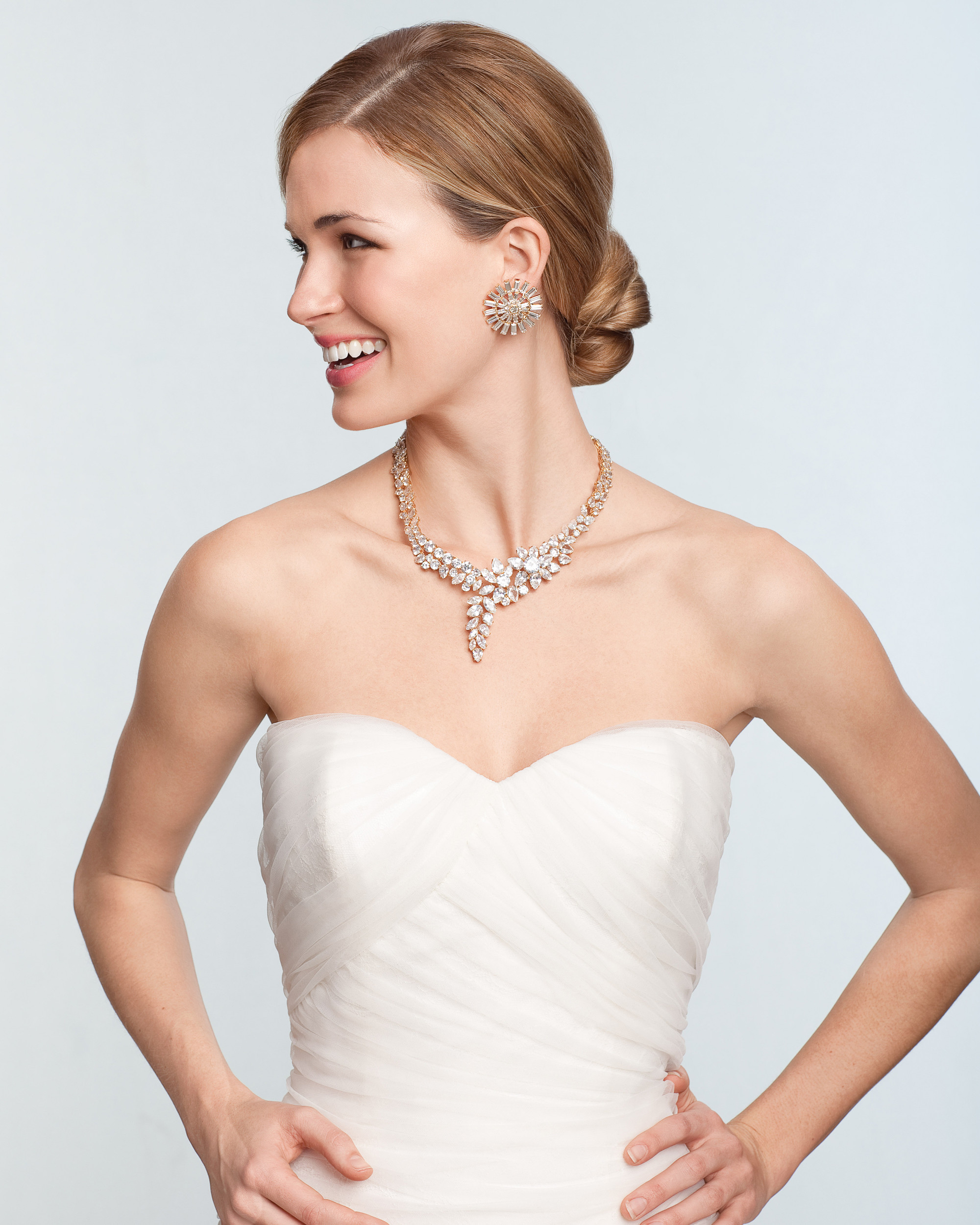 The Best Bridal Jewelry for Every Wedding Dress Neckline ...