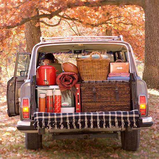 Easy Fall Tailgating Picnic: Host an Autumn Outdoor Party | Better ...