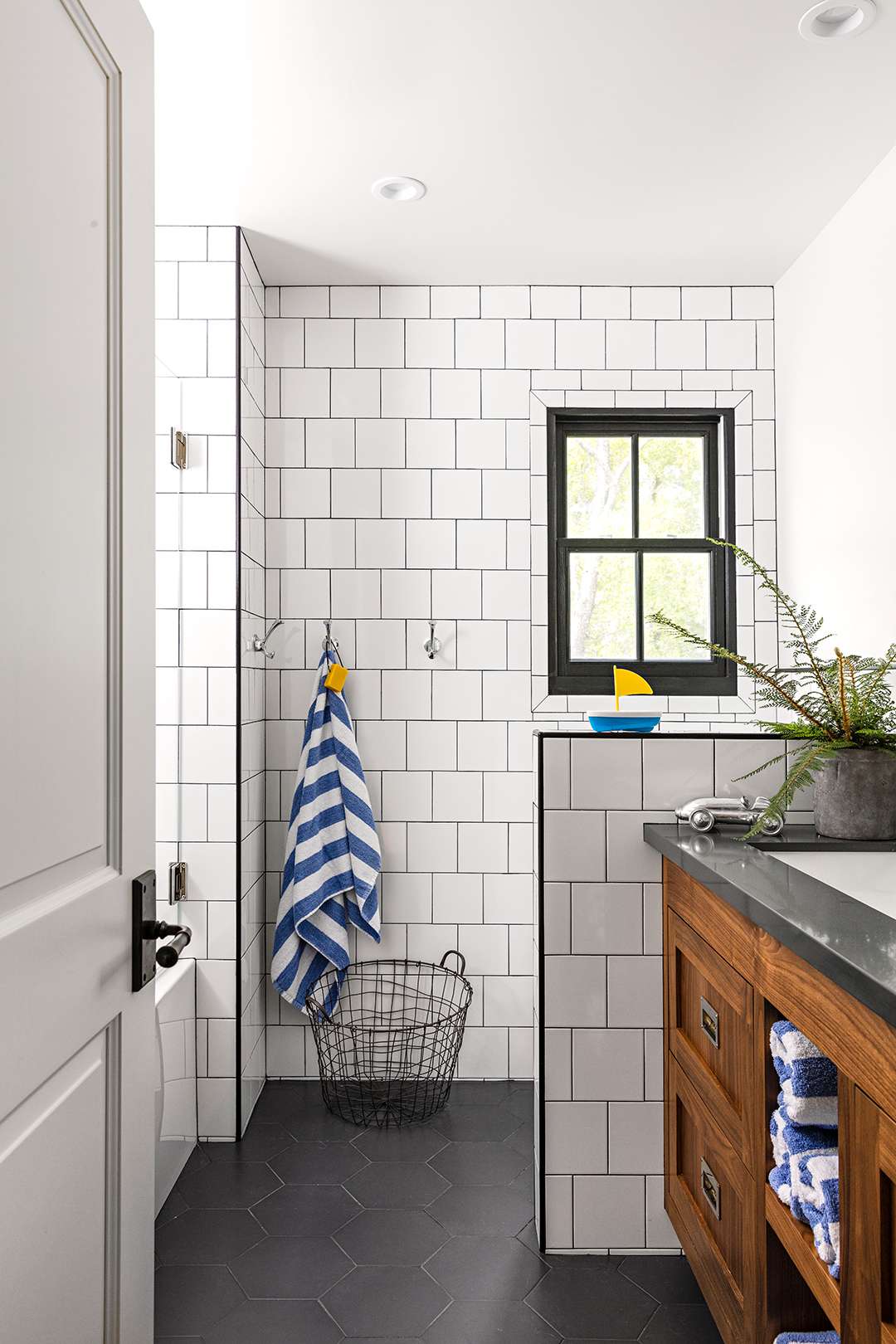 Make Your Old Tile Look New Again with These Tips on How to Paint ...
