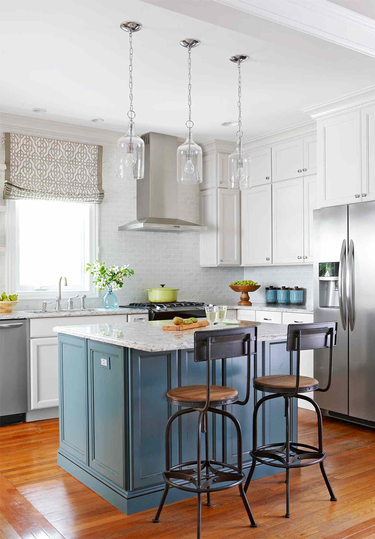 20 Unbelievable Before And After Kitchen Makeovers