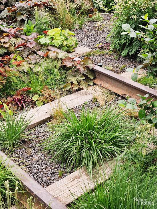 Are Railroad Ties Okay To Use, Are Railroad Ties Bad For Gardens