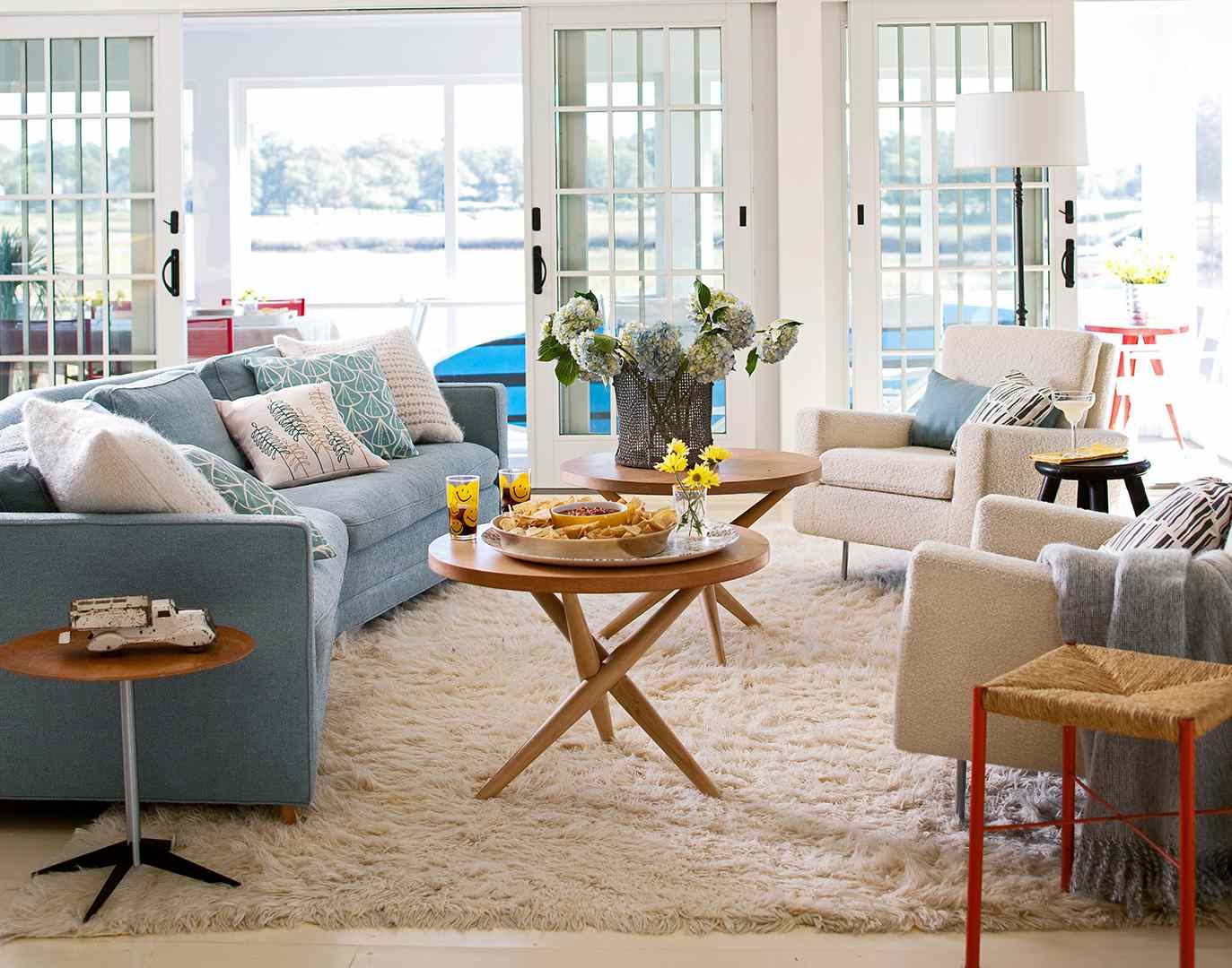 How to Arrange Furniture: No-Fail Tricks | Better Homes ...