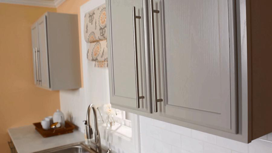 How To Replace Cabinet Hardware, Where Do You Place Door Handles On Kitchen Cabinets