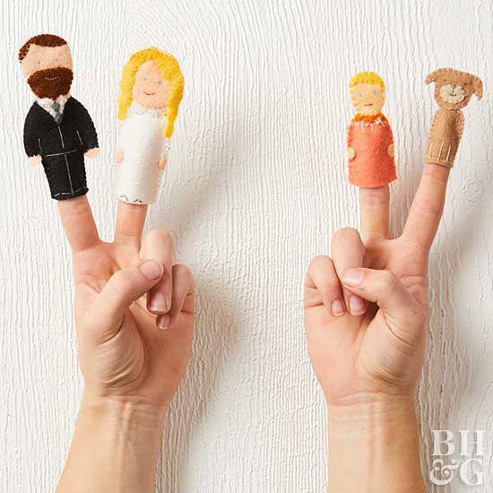 Adorable Felt Finger Puppet Family