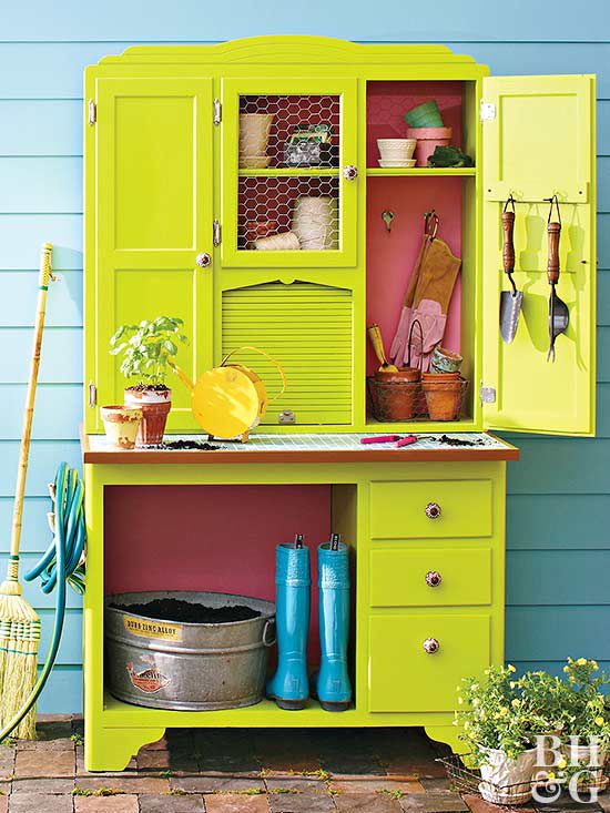 A Potting Bench For Outdoor Storage, Outdoor Storage Bench Cupboard