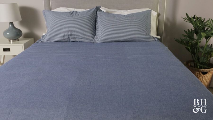 How To Slip On A Duvet Cover Better, How To Keep Duvet Covers From Slipping