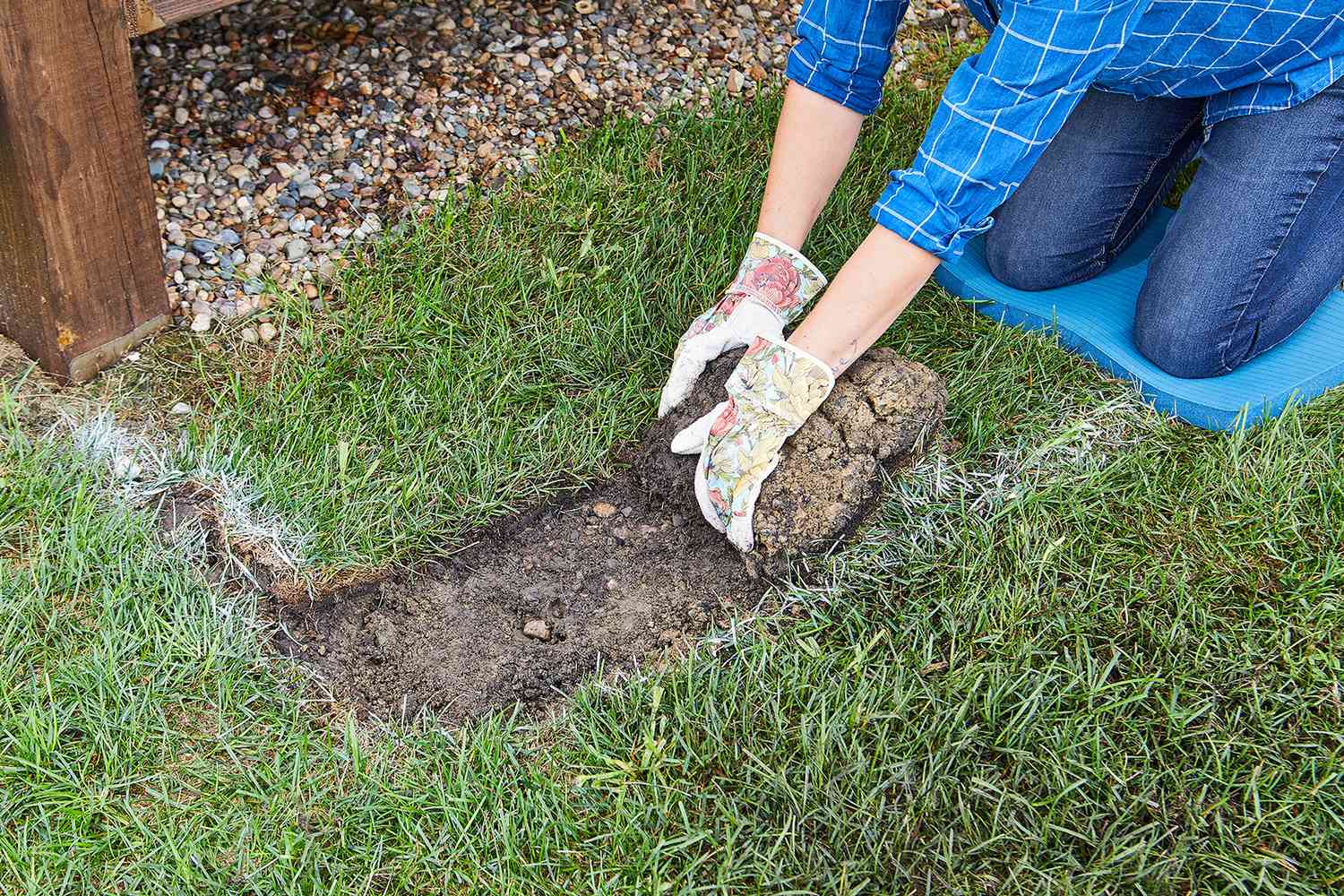 how to build a new flower bed | better homes & gardens