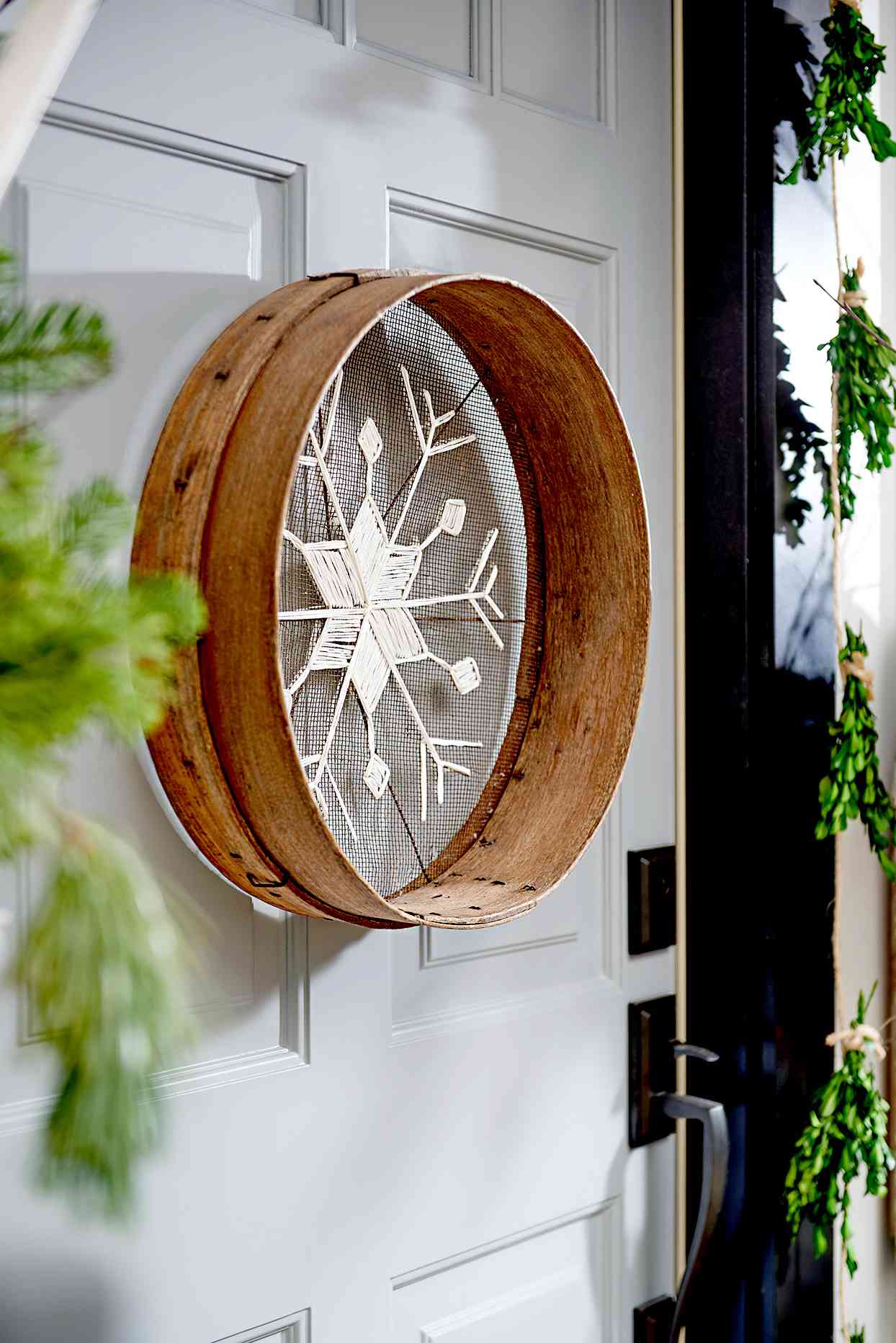 15 Dazzling Winter Door Decorations to Welcome the Season | Better Homes &  Gardens