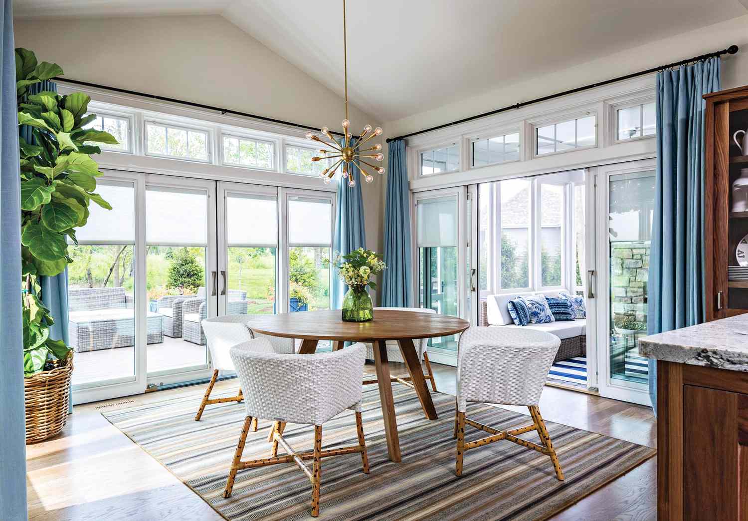 13 Stylish Window Treatment Ideas For Sliding Doors Better Homes Gardens