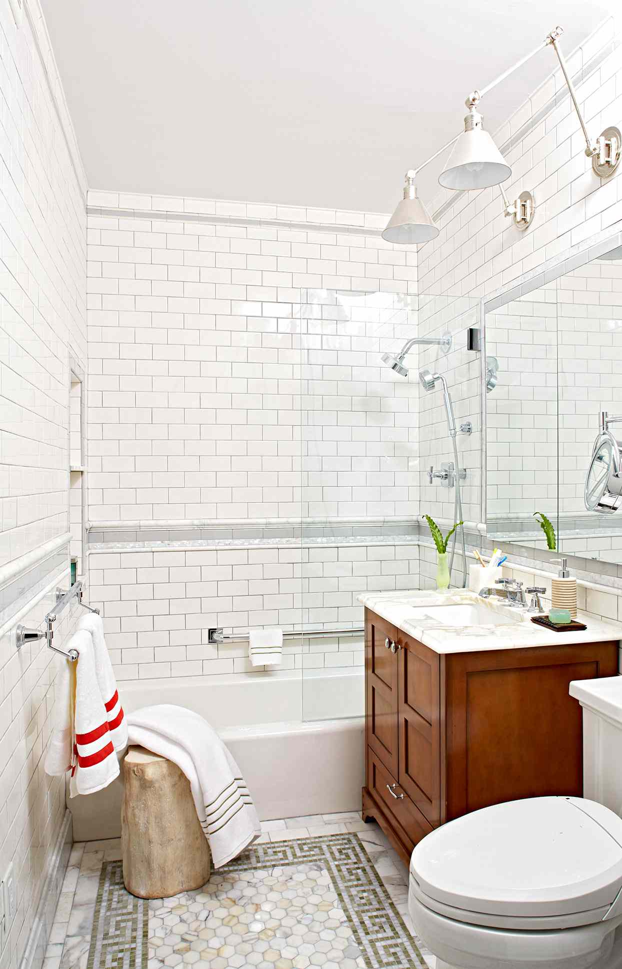 Tile A Shower Enclosure Or Tub Surround, How To Install Bathroom Shower Wall Tile