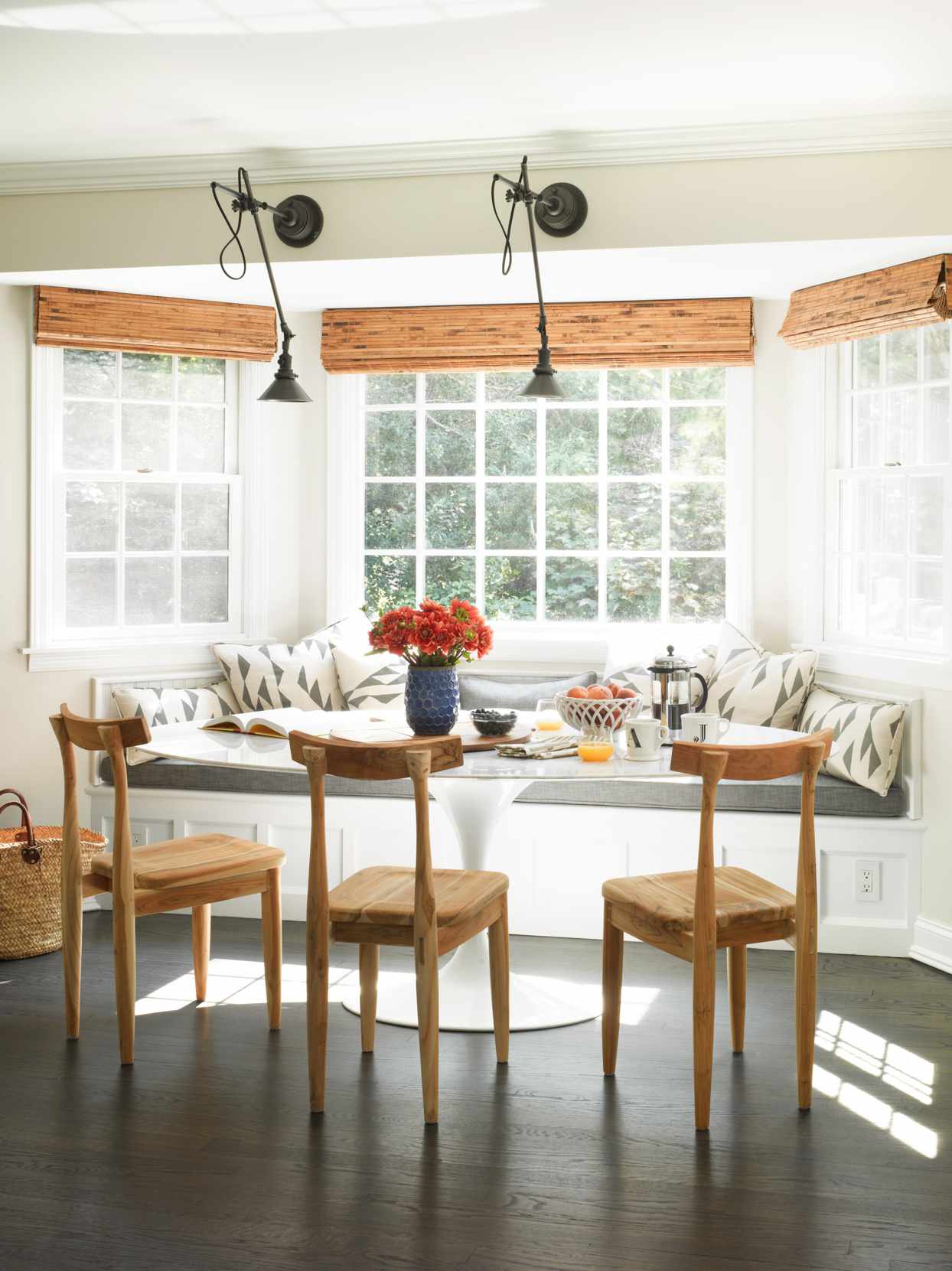 Types Of Windows You Should Know Before, Dining Room Window Designs