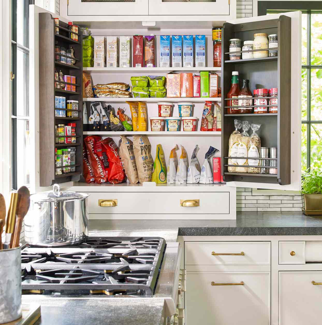 20 Brilliant Ideas for Organizing Kitchen Cabinets   Better Homes ...