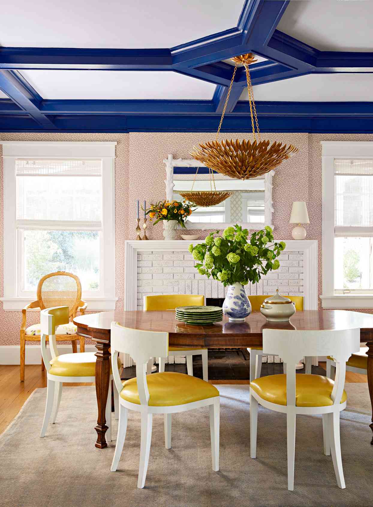 25 Cheery Ways To Decorate With Yellow Accessories And Furniture Better Homes Gardens