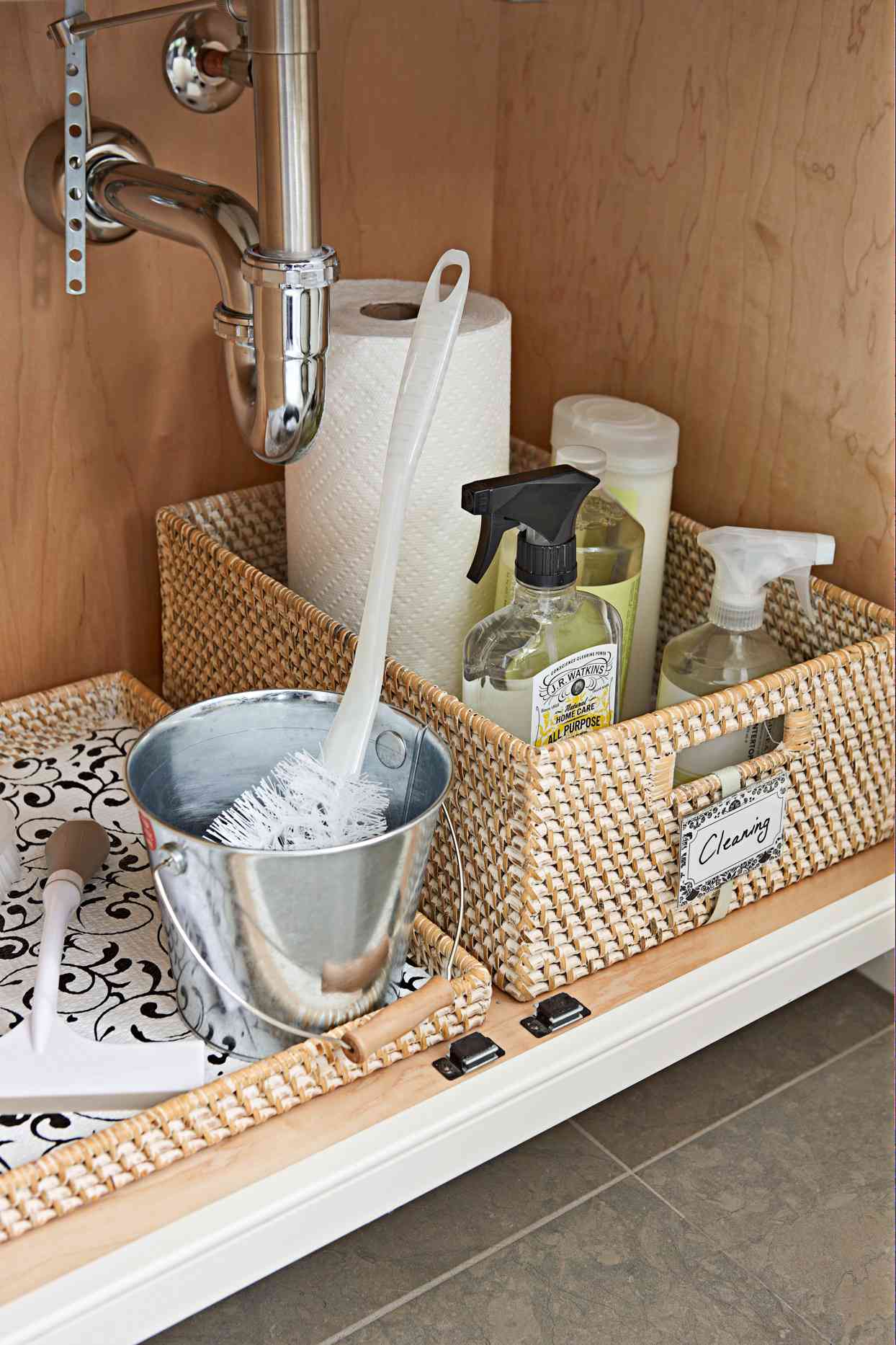 22 Under Sink Storage Ideas To Bring, Kitchen Sink Cabinet Storage Ideas
