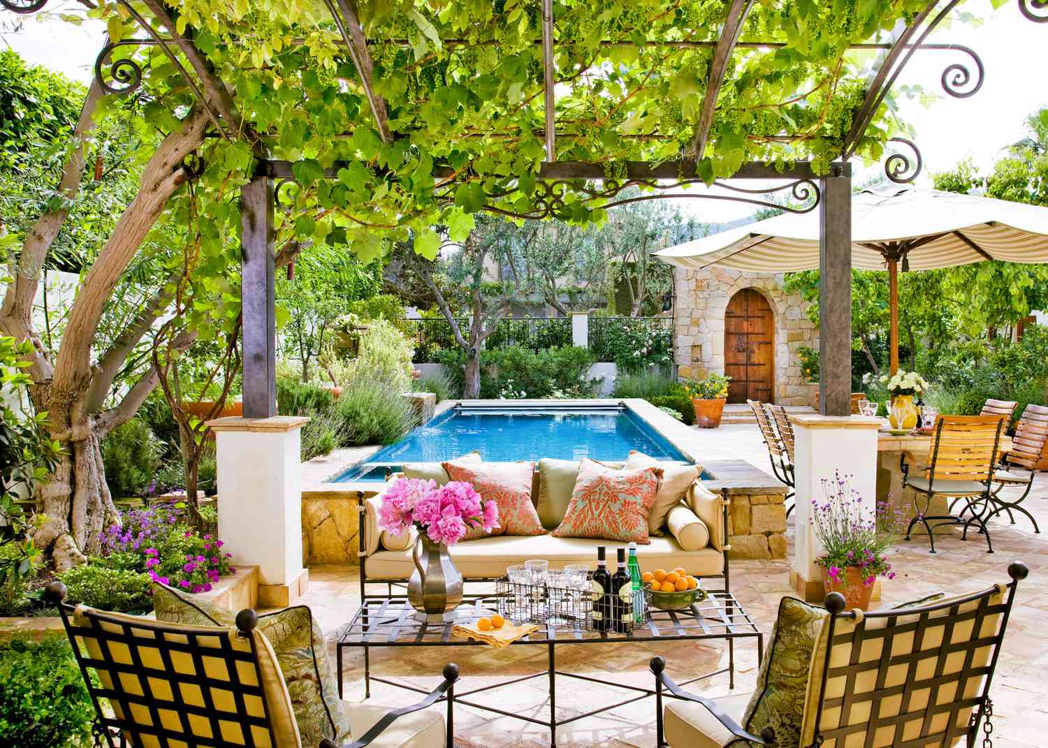 20 Ways to Create an Inviting Backyard Getaway   Better Homes ...