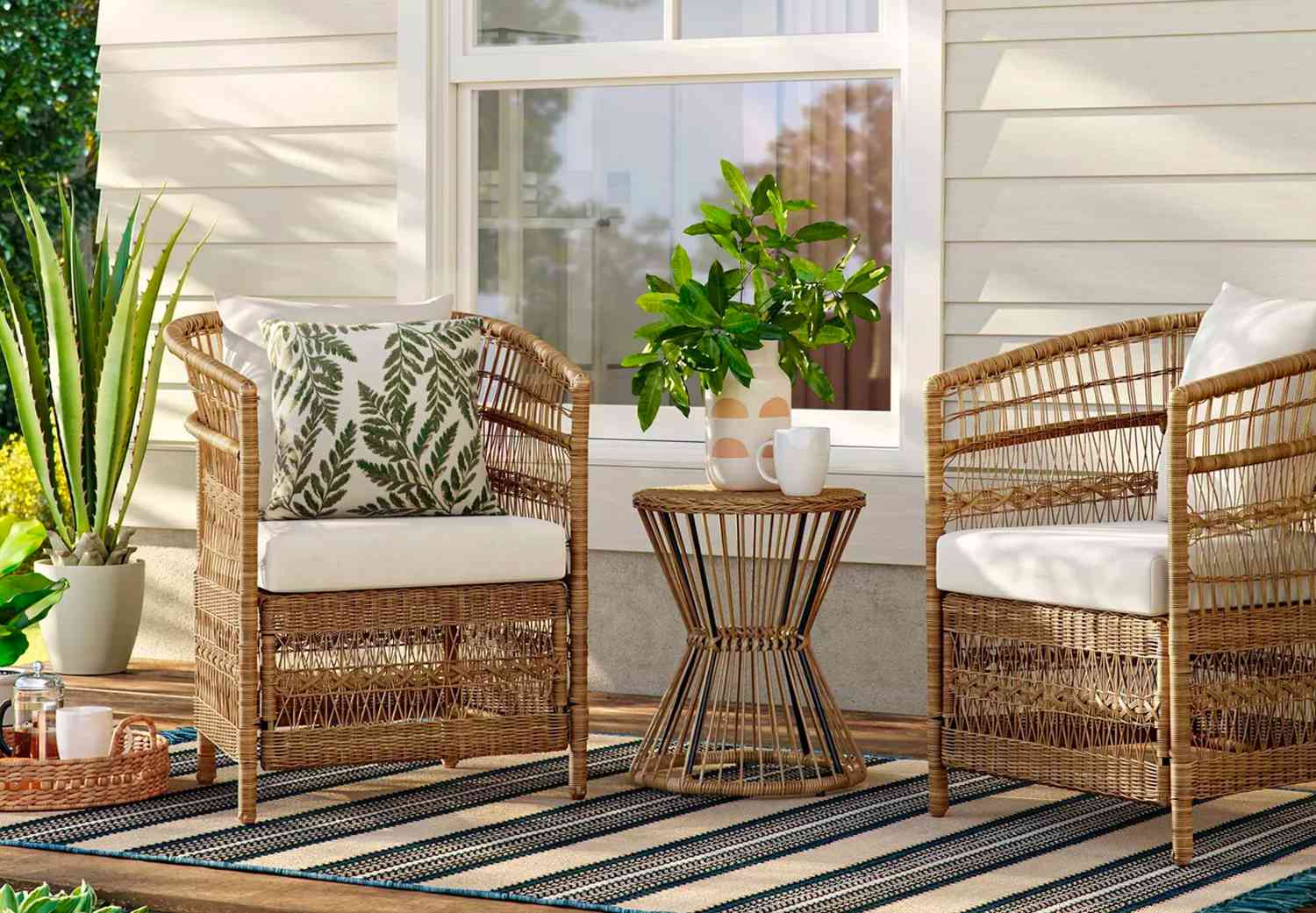 Outdoor Patio Conversation Sets on Sale at Target Right Now | Better Homes  & Gardens