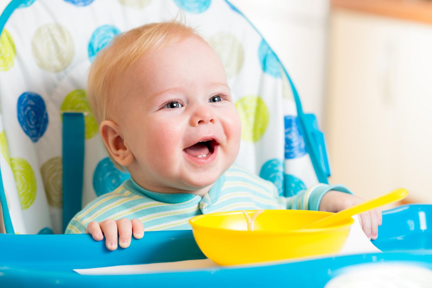when to feed baby cereal