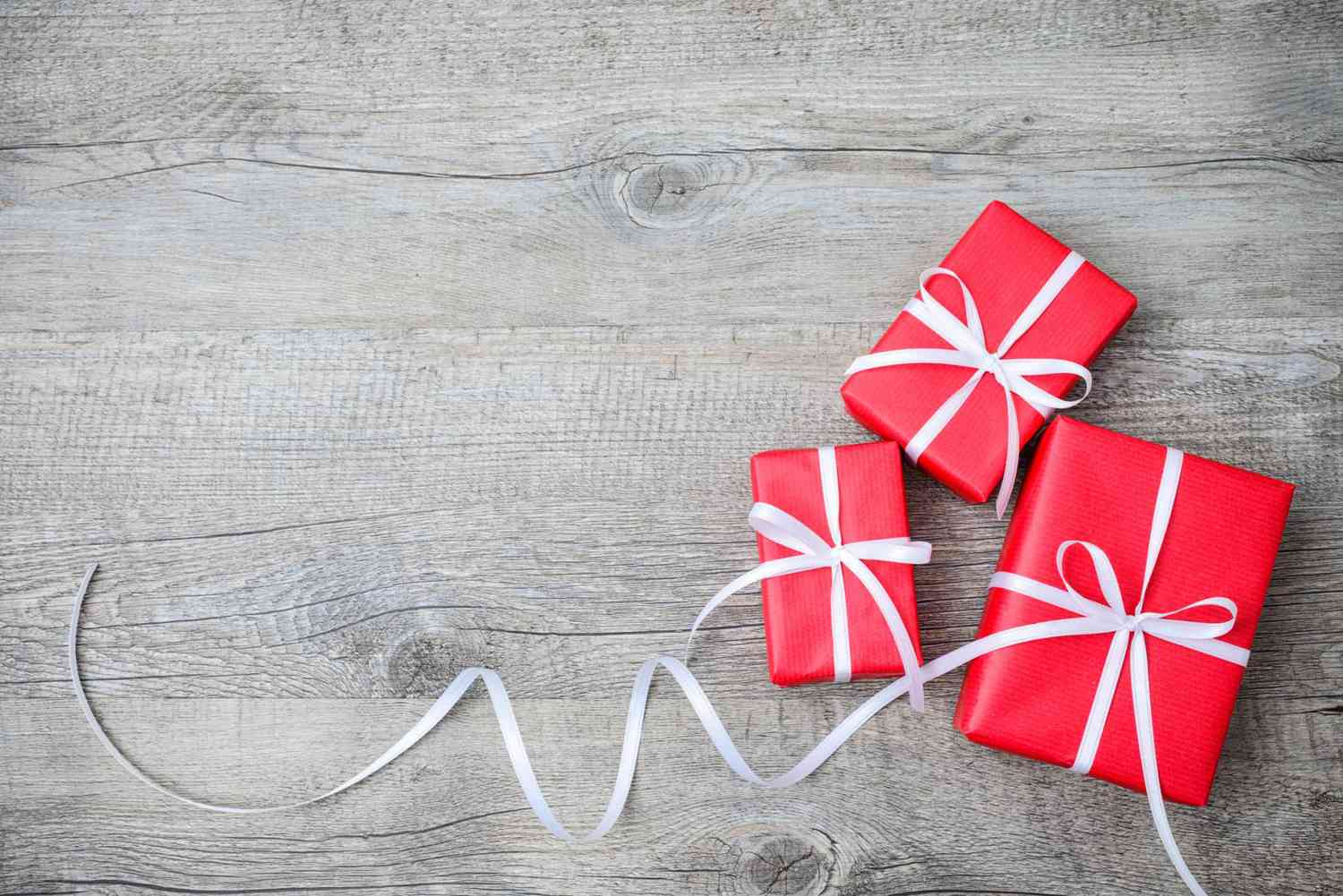 Hack the Holidays: 7 Gift-Wrapping Strategies for Busy Parents | Parents