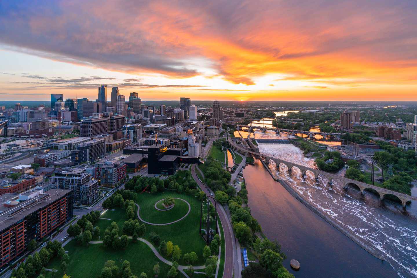 8 Things to Do Before or After a Twins Game, Meet Minneapolis